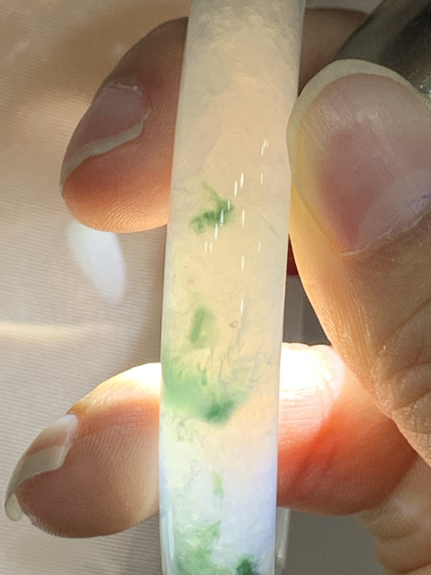 冰飘花圆条，55.1-10.2-10.3，0423-N516，打灯多处细纹，底妆冰透，胶润细腻，蓝花灵动飘逸，勾勒出一幅唯美诗意的山水意境画，古典优雅又秀气