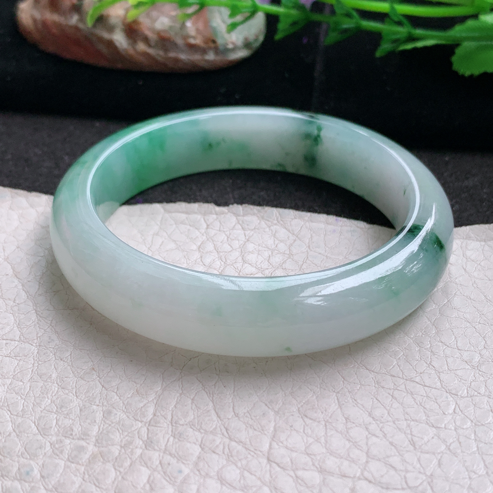 yh小圈口52*12.5*8平安镯 天然缅甸翡翠a货手镯冰润飘绿正圈玉镯子
