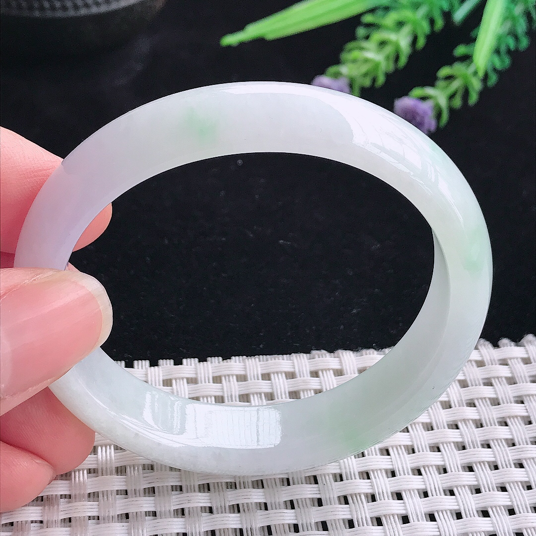 实拍A货翡翠53/47/13.2/7.3老坑秀气冰润贵妃手镯宽边玉镯平安镯