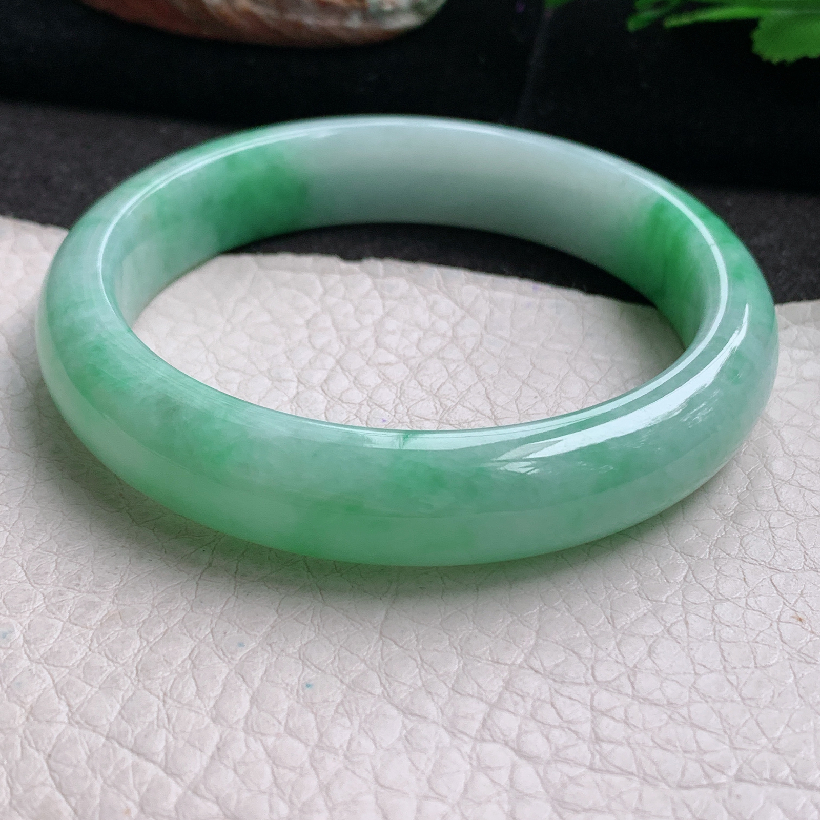 xx实拍58*12.5*8.2平安镯 天然缅甸翡翠a货手镯飘绿正圈玉镯子