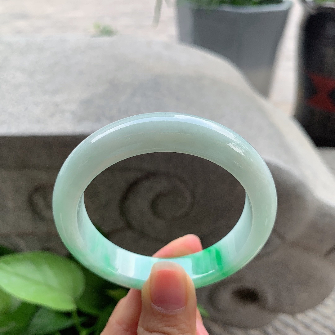 圈口54.5-12.6-8.4 【阳绿正圈手镯】正圈54 55可戴