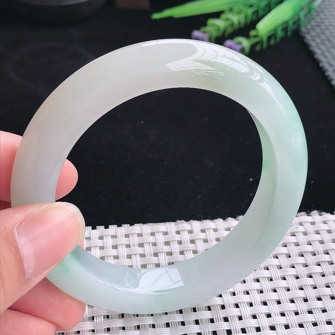 实拍A货翡翠57/12.1/10老坑冰胶水灵手镯宽边玉镯平安镯