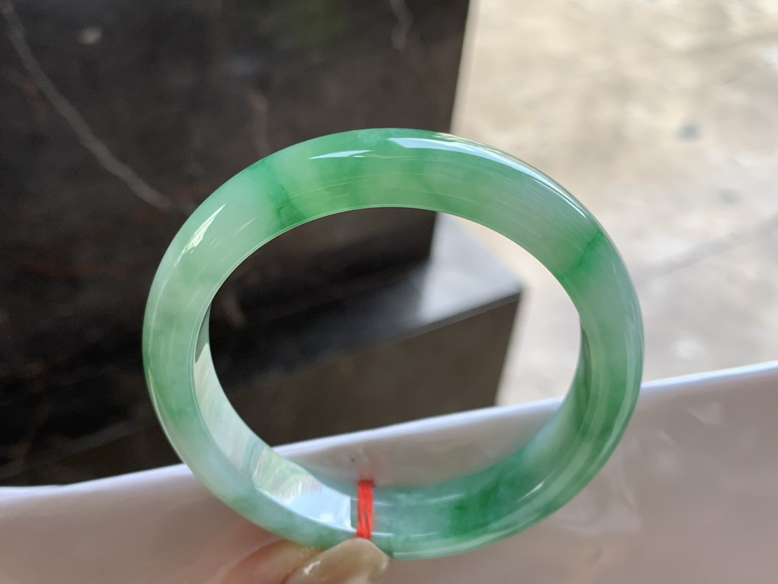 54.5-11.6-8

糯冰种带色手镯^_^有种有色～绿色浓郁漂亮