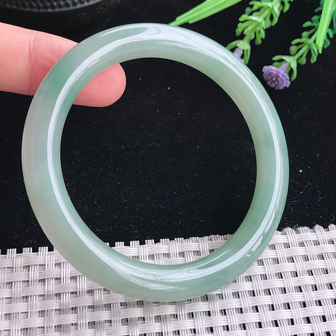 实拍A货翡翠54.5/8.6/9老坑冰润起胶冰晴圆条手镯翡翠玉镯平安镯