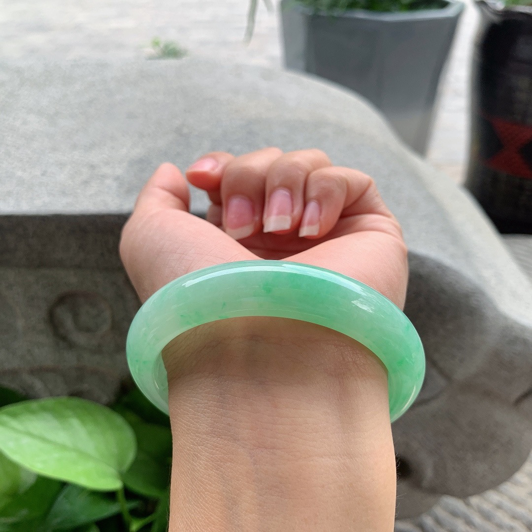 圈口57.8-12.5-8.7 【满绿正圈手镯】正圈57 58可戴