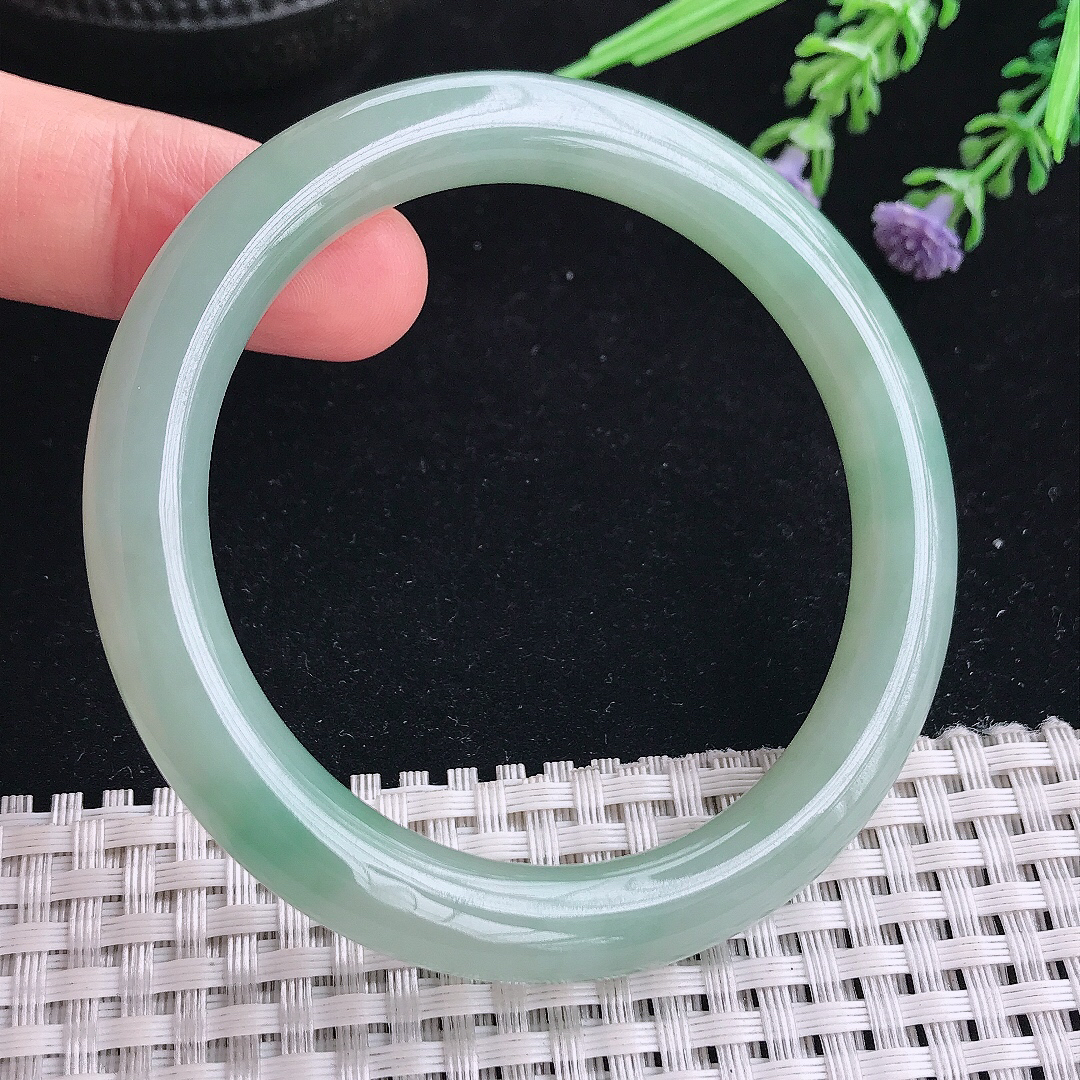 实拍A货翡翠54.5/8.6/9老坑冰润起胶冰晴圆条手镯翡翠玉镯平安镯