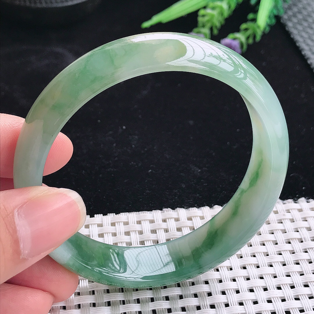 实拍A货翡翠59.5/15.9/7.3老坑冰胶飘花轮胎手镯宽边玉镯平安镯