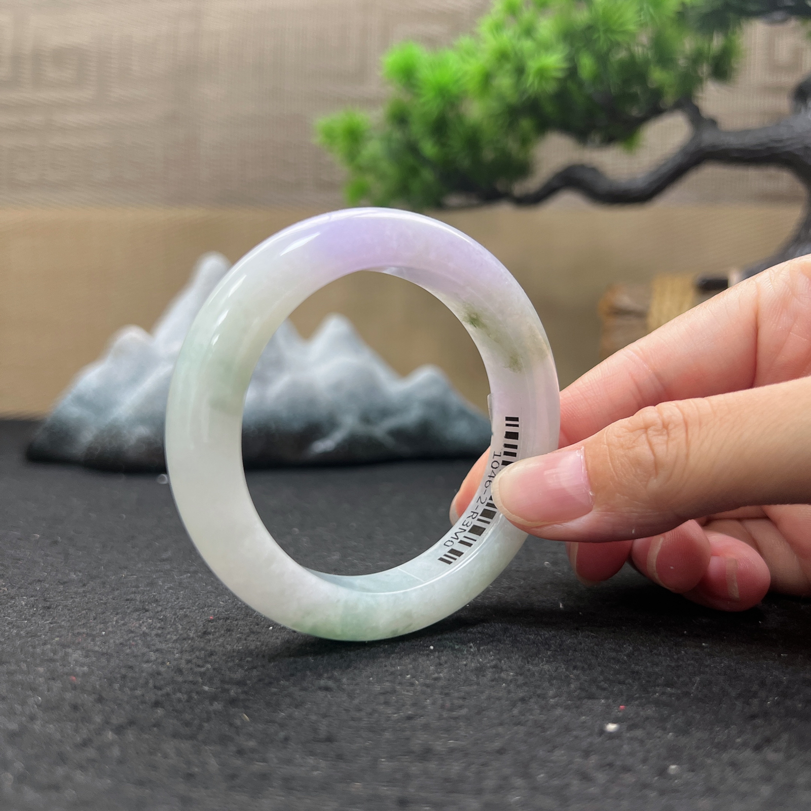 53圈口正圈春彩手镯