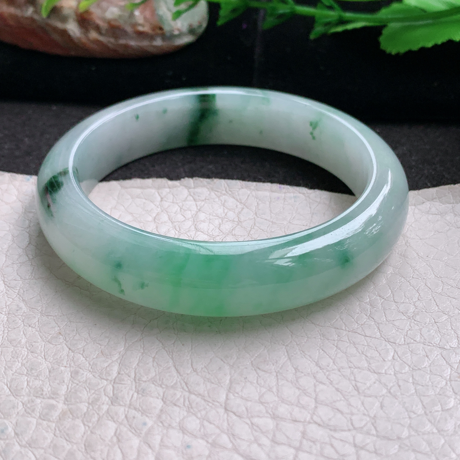 yh小圈口52*12.5*8平安镯 天然缅甸翡翠a货手镯冰润飘绿正圈玉镯子