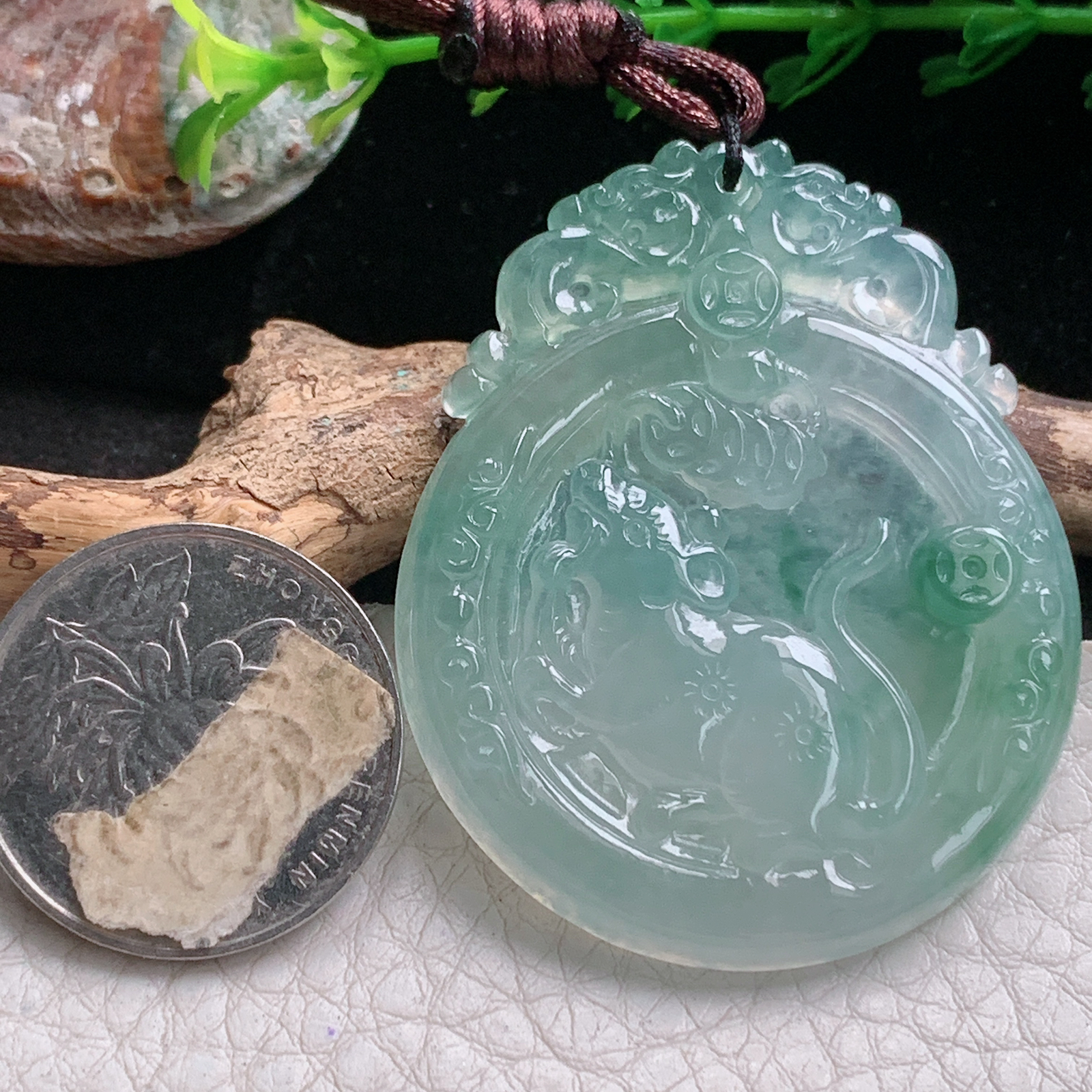 Bg实拍49.5*40*5.3缅甸翡翠冰种生肖老鼠吊坠招财老鼠守护神