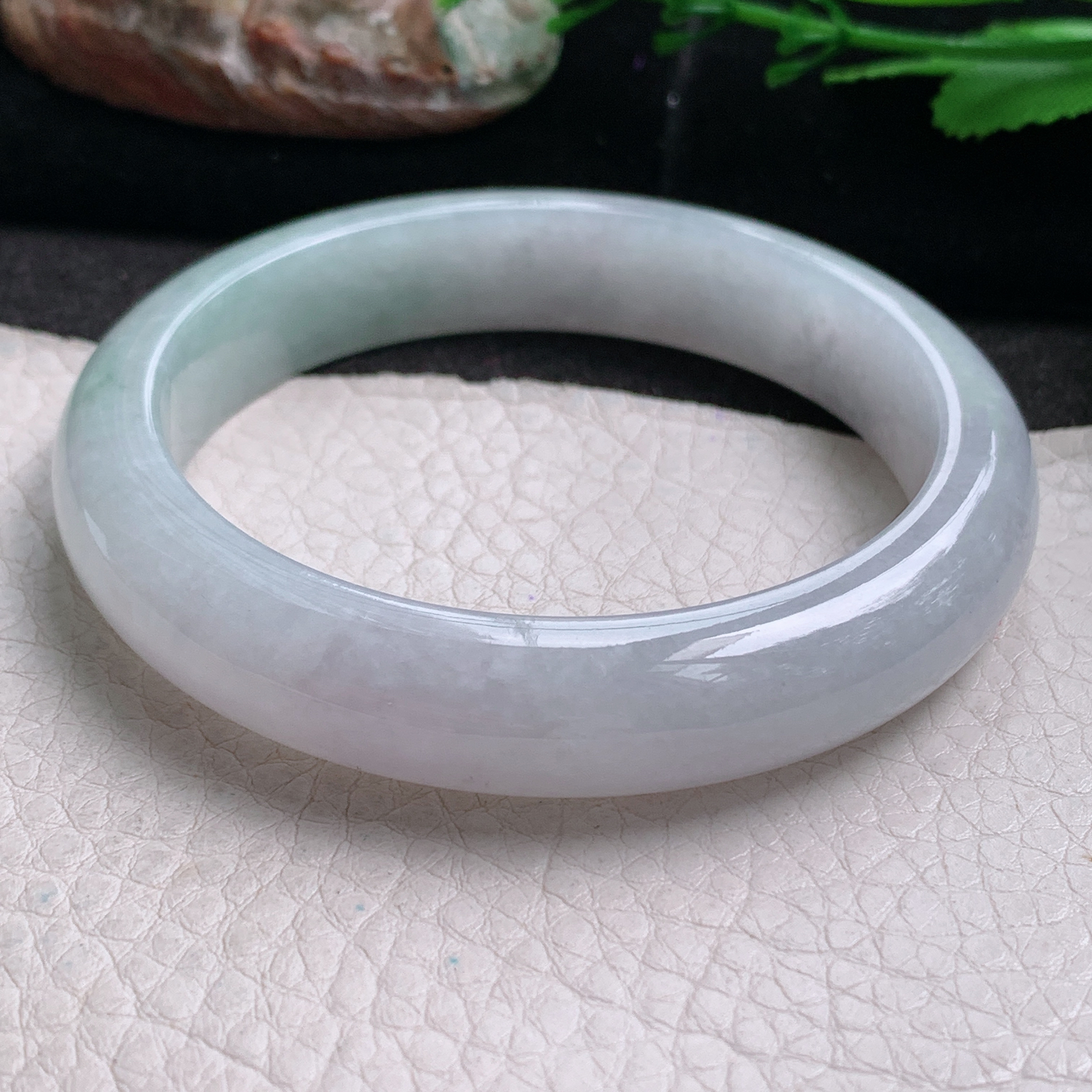 hh实拍57.5*12.5*8.5平安镯 天然缅甸翡翠a货手镯清新浅绿水润正圈玉镯子