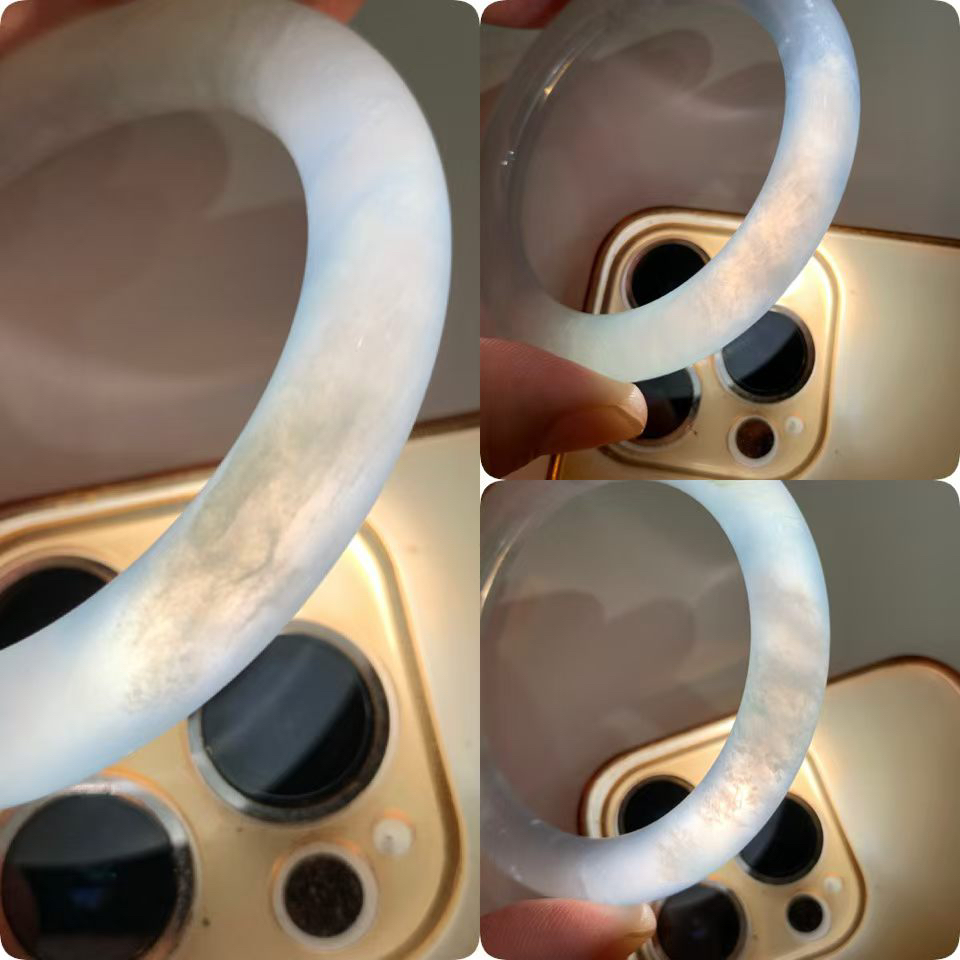 老坑淡晴底圆条手镯尺寸51*9*9.2 老坑种水，通体冰透，水足充盈，起光起胶，清新水灵！