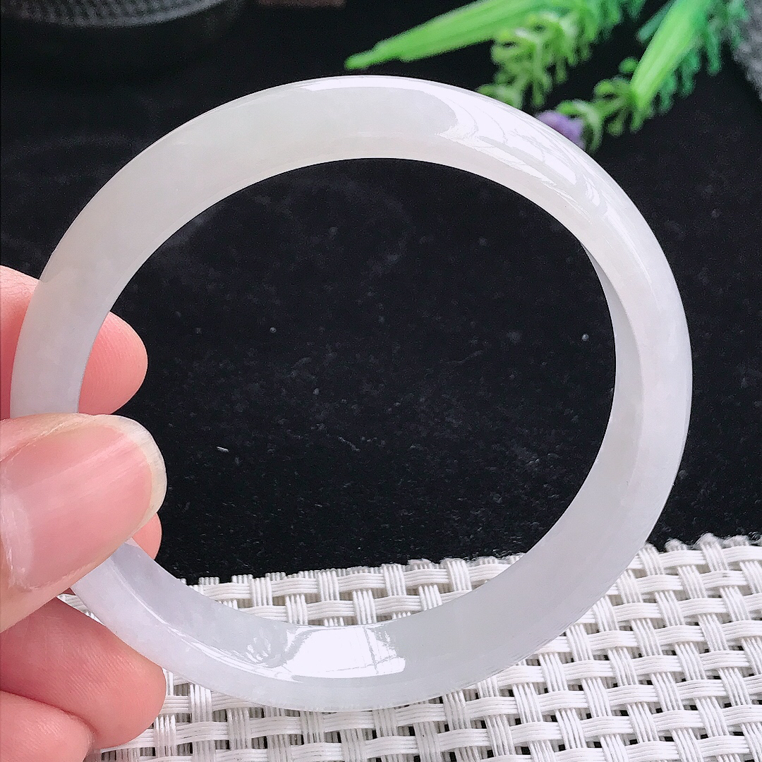 实拍A货翡翠59/11.8/6.8老坑冰透起胶月光白手镯宽边玉镯平安镯