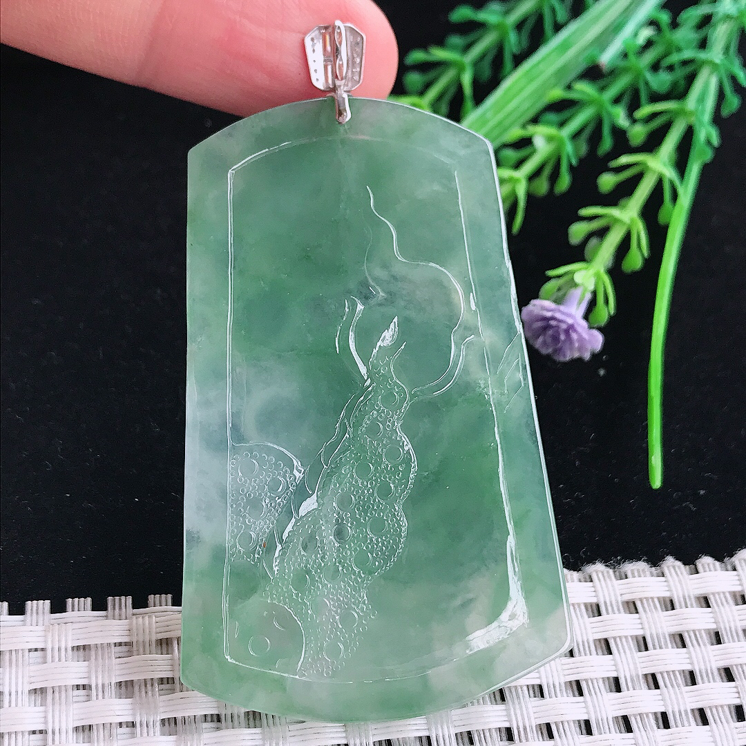 实拍a货翡翠61.5/39.2/5.5老坑18k金镶嵌冰透果冻冰晴绿龙牌吊坠翡翠玉坠挂件