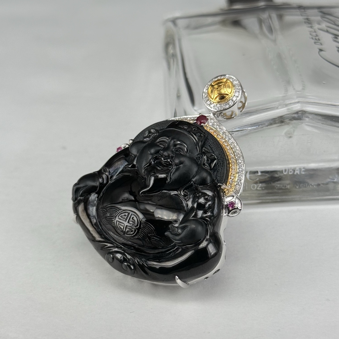 精品18k墨翠财神爷 种好色正 黑度极好 打灯通透 油性十足  尺寸50.2