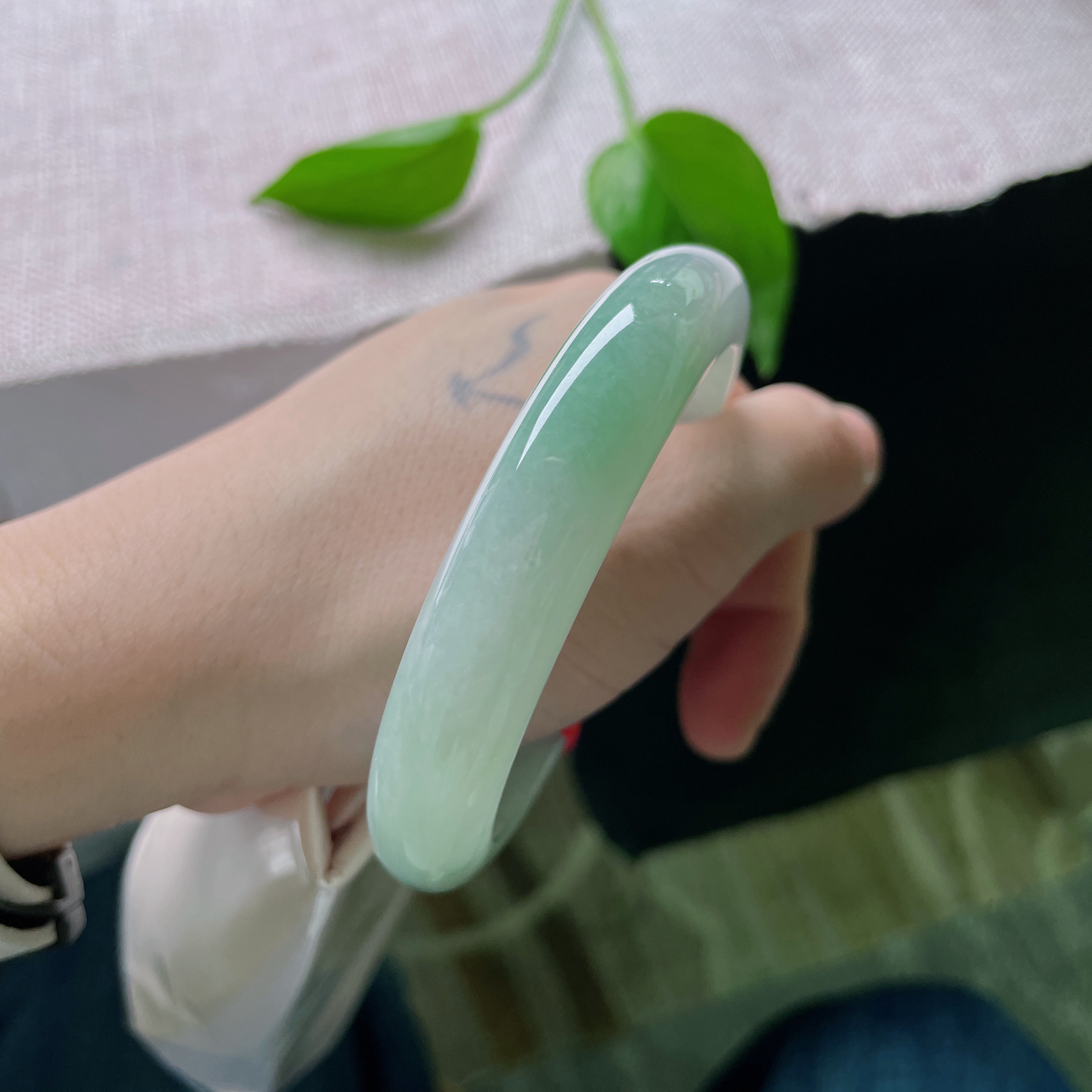 60.4/12.7/8.3，飘绿，水润，细腻，贵气，优雅，版型好，雍容华贵，ss51802a..