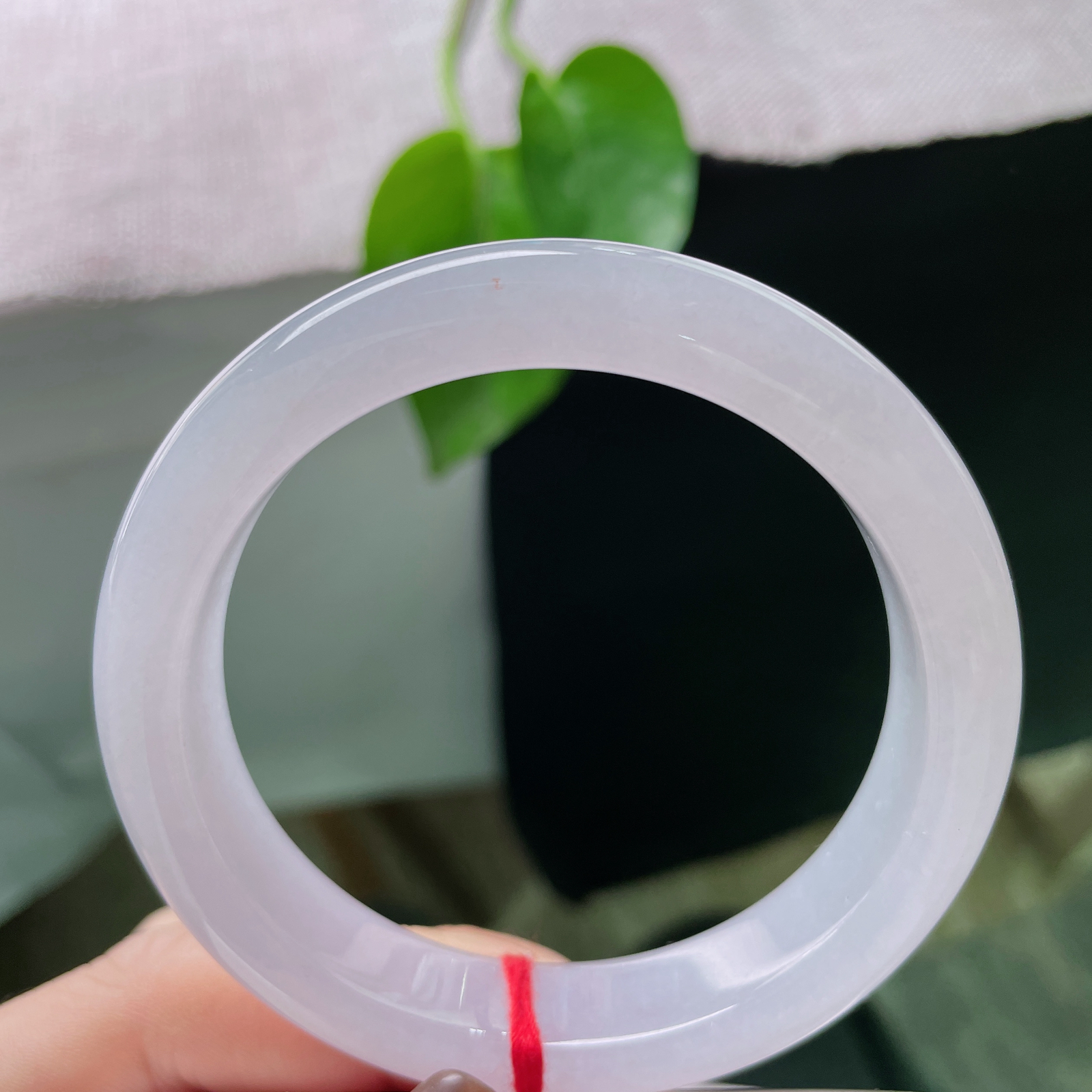 56.5/12.4/8.2，冰紫正圈，冰润通透让紫调更显鲜活，不张扬却难掩光泽，种老，ss48361a..