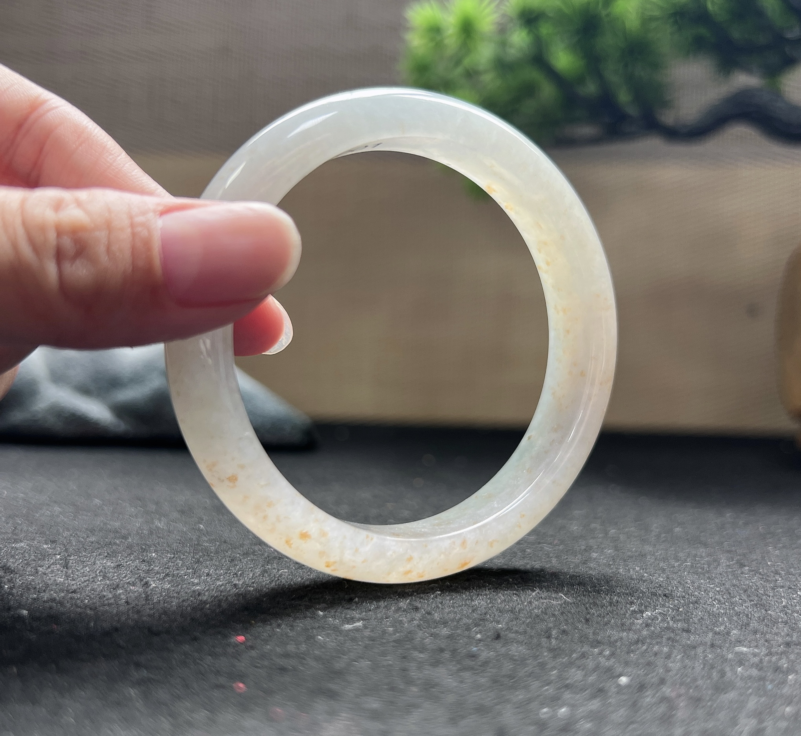 56圈口正圈洒金手镯