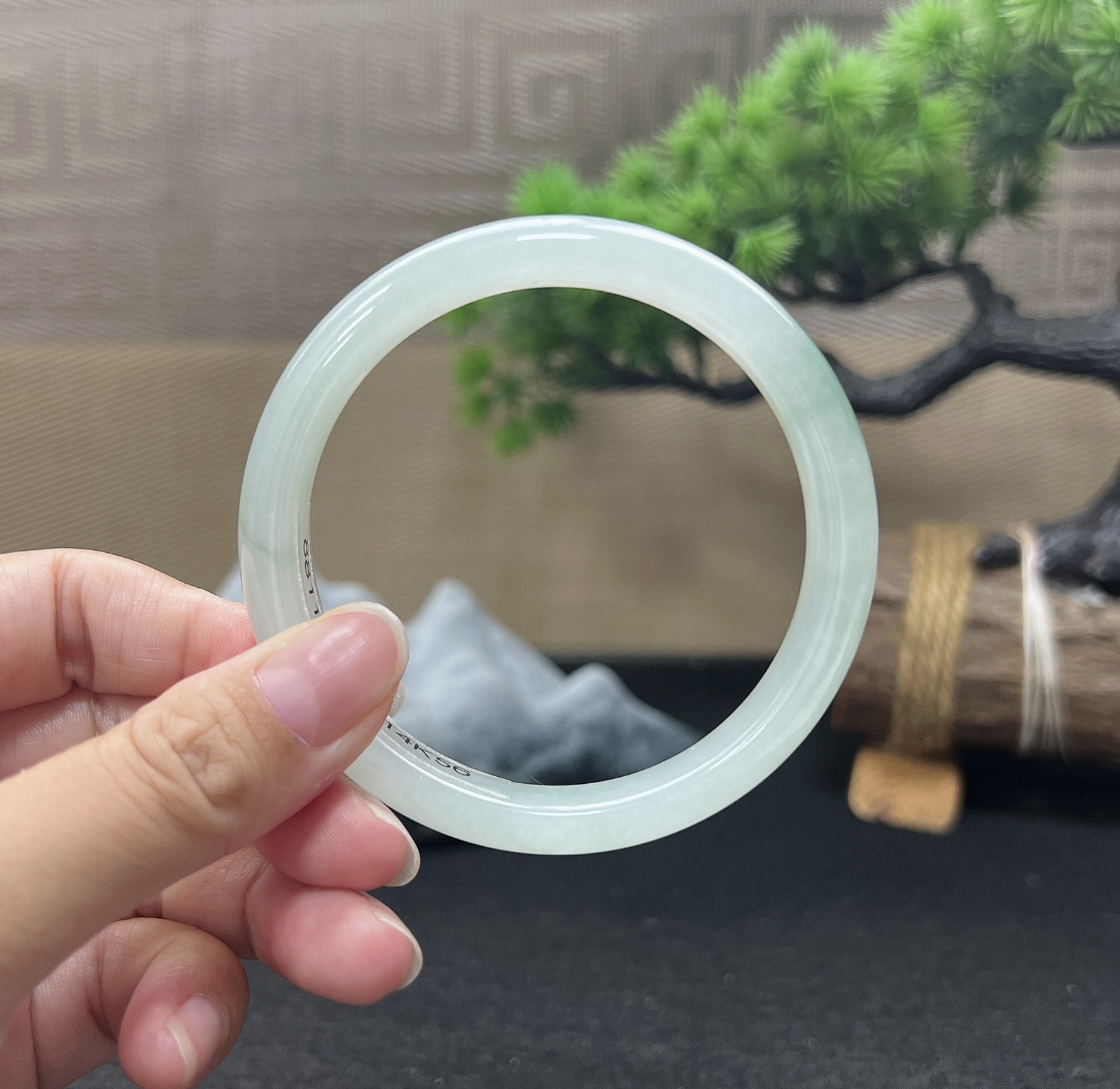 60圈口正圈半山水手镯