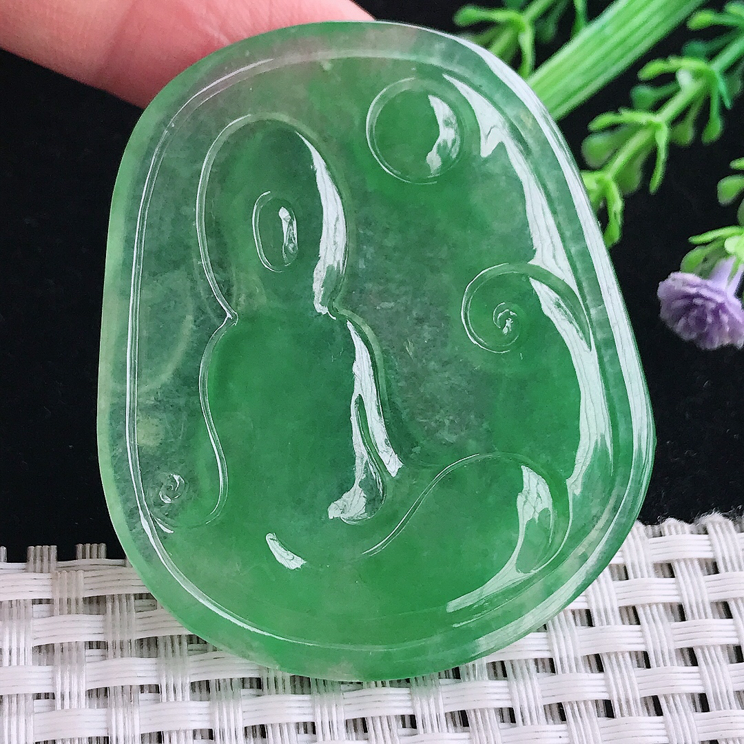 实拍a货翡翠55/46.5/5老坑冰透冰阳绿满绿观音菩萨吊坠翡翠玉坠挂件