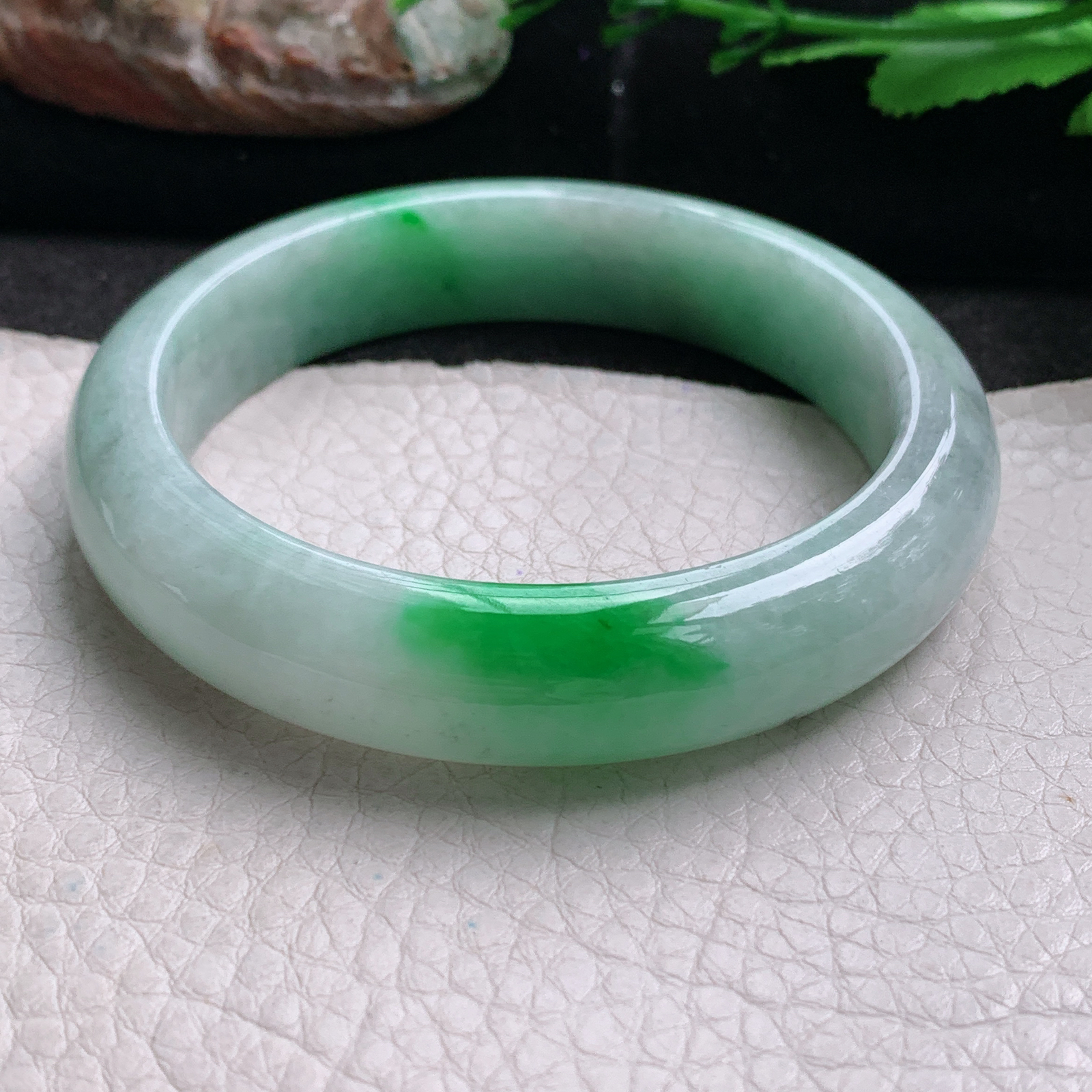 nr实拍57*12.8*8.2平安镯 天然缅甸翡翠a货手镯辣绿水润正圈玉镯子
