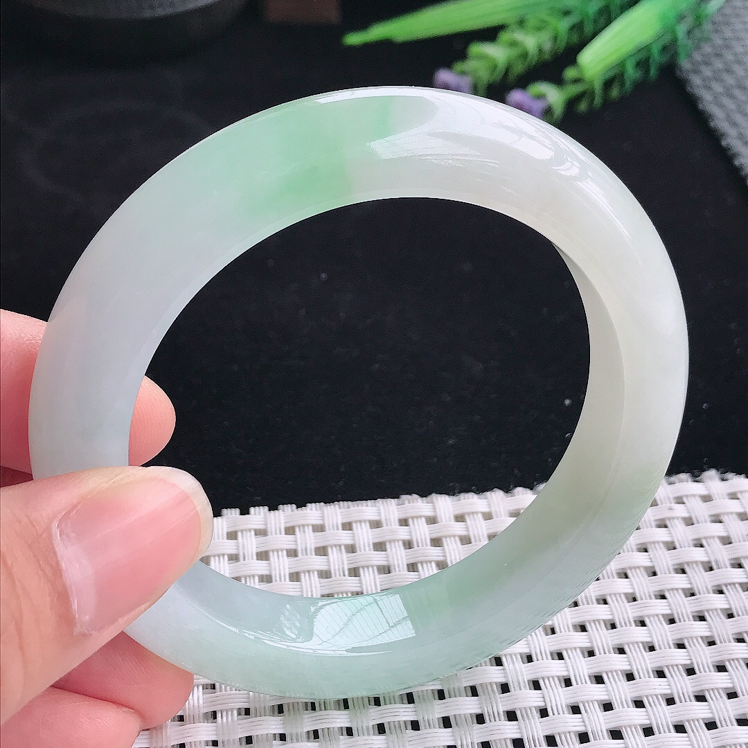 实拍A货翡翠57/12.1/10老坑冰胶水灵手镯宽边玉镯平安镯