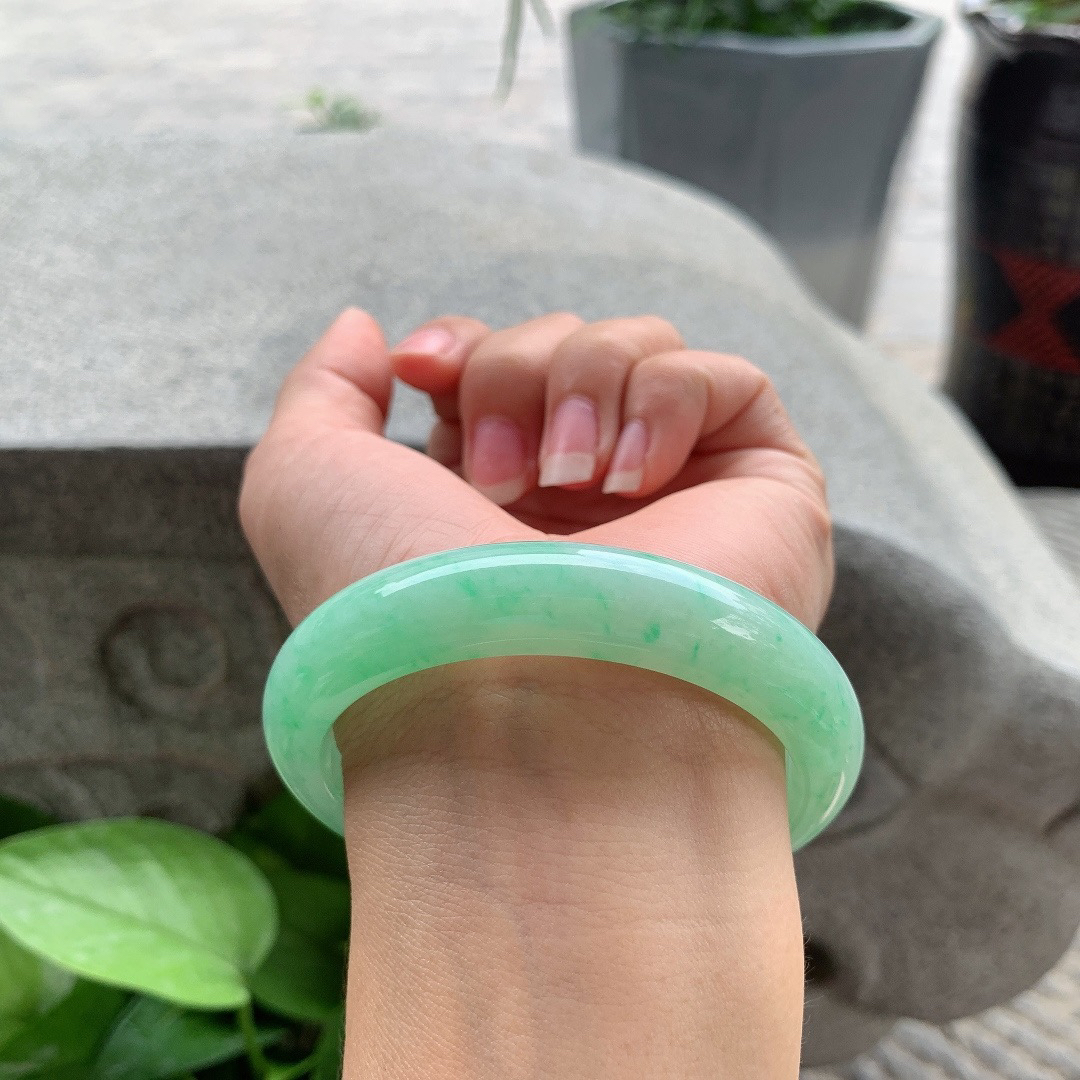 圈口57.8-12.5-8.7 【满绿正圈手镯】正圈57 58可戴