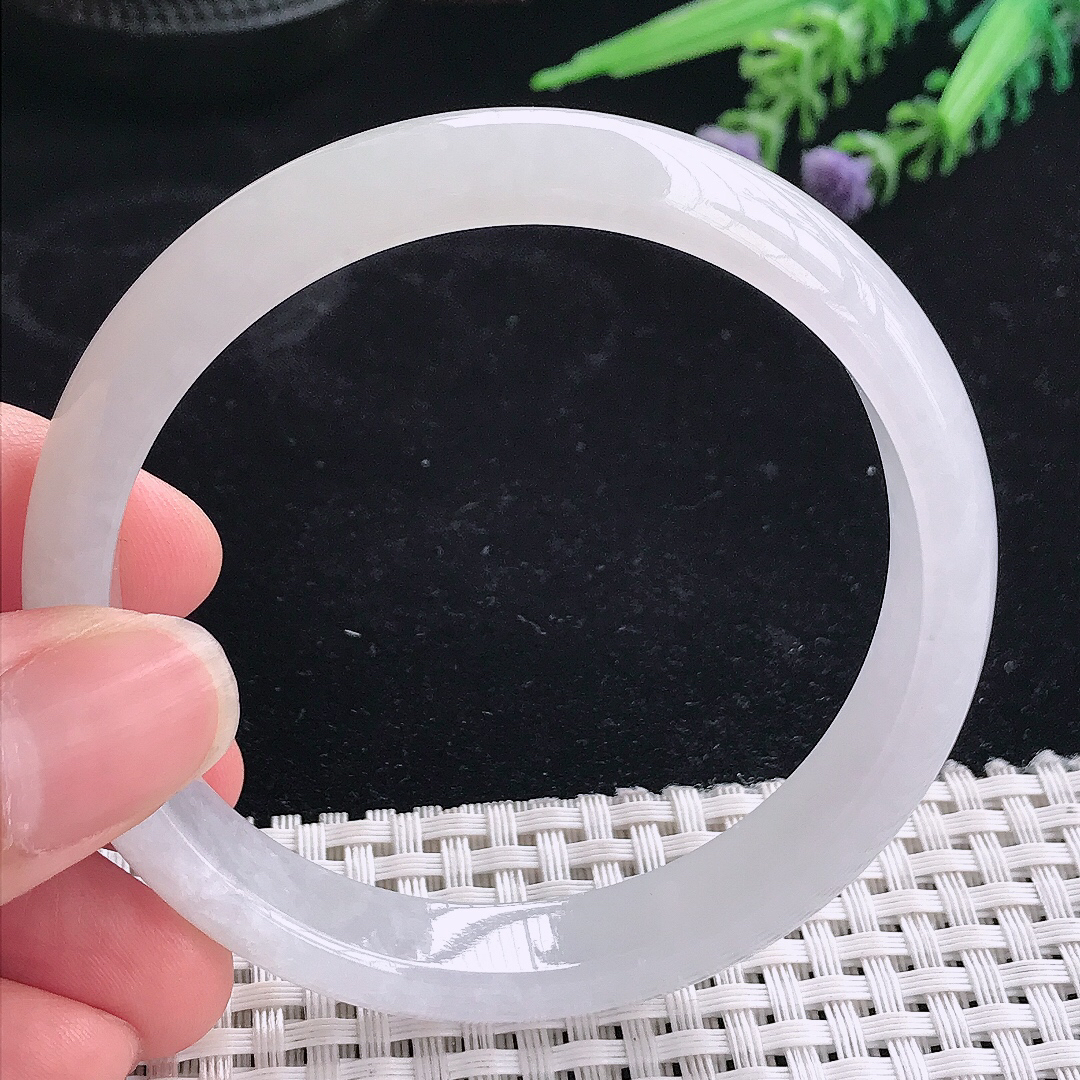 实拍A货翡翠59/11.8/6.8老坑冰透起胶月光白手镯宽边玉镯平安镯