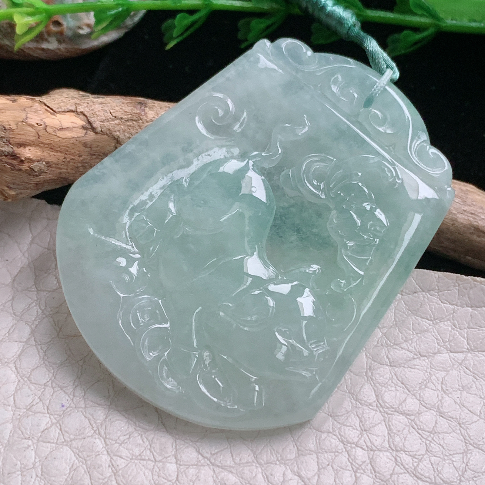 Bg实拍51*40.8*5.3缅甸翡翠冰透招财猪吊坠生肖猪玉坠诸事顺利