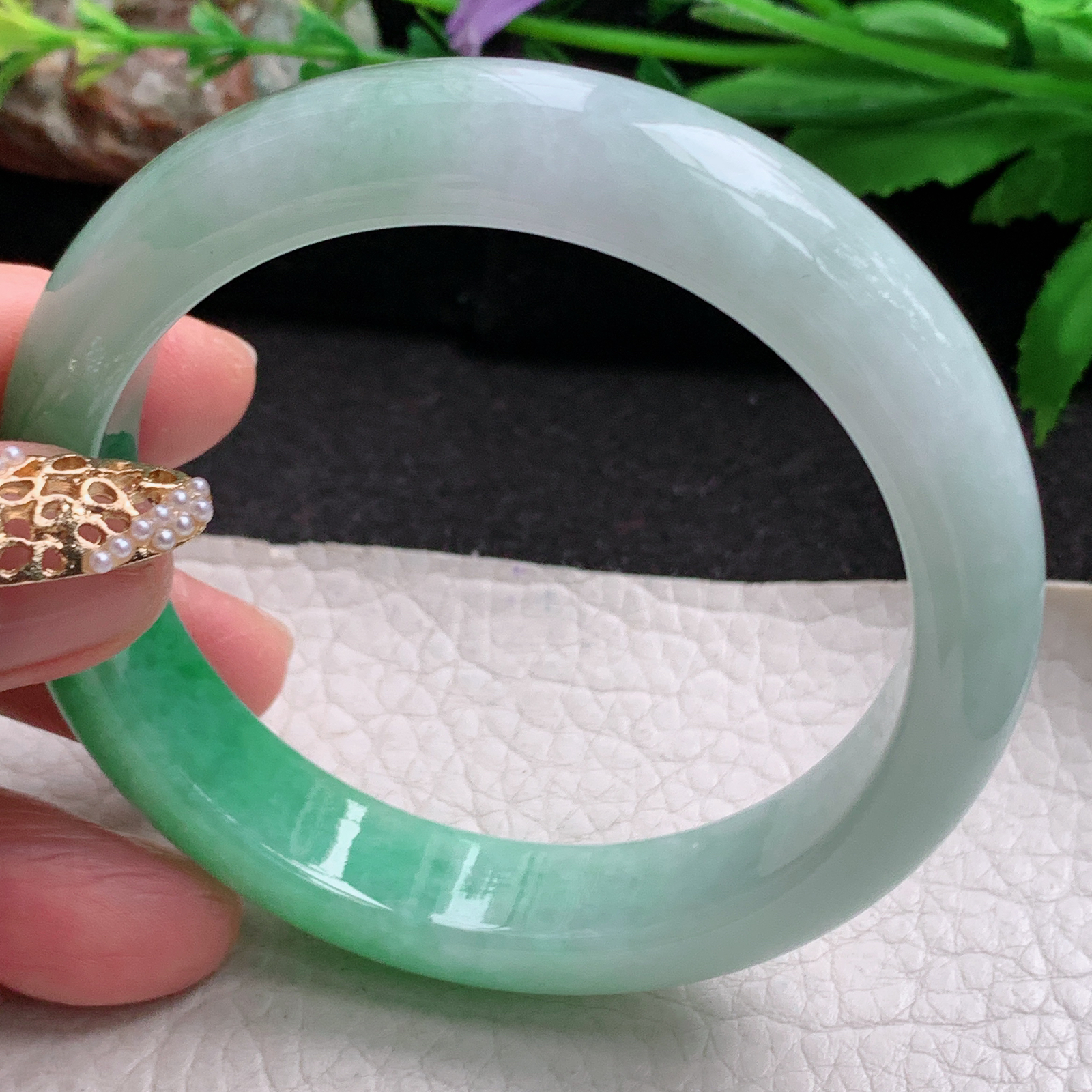 yh实拍56.5*12.8*8.3平安镯 天然缅甸翡翠a货手镯辣绿正圈玉镯子