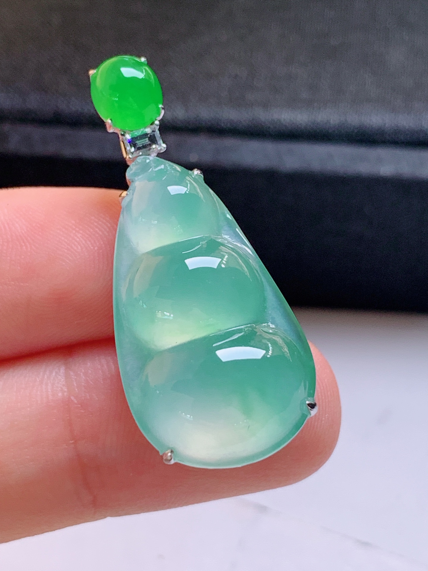 ️ 冰种绿福豆吊坠，无裂翠绿饱满，裸石26.7-15.1-6.135.2-9.3