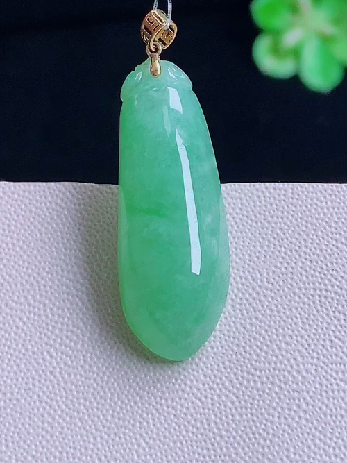 ，18k福瓜，无裂，尺寸32.5/10.7/5.5/编号15bw5l