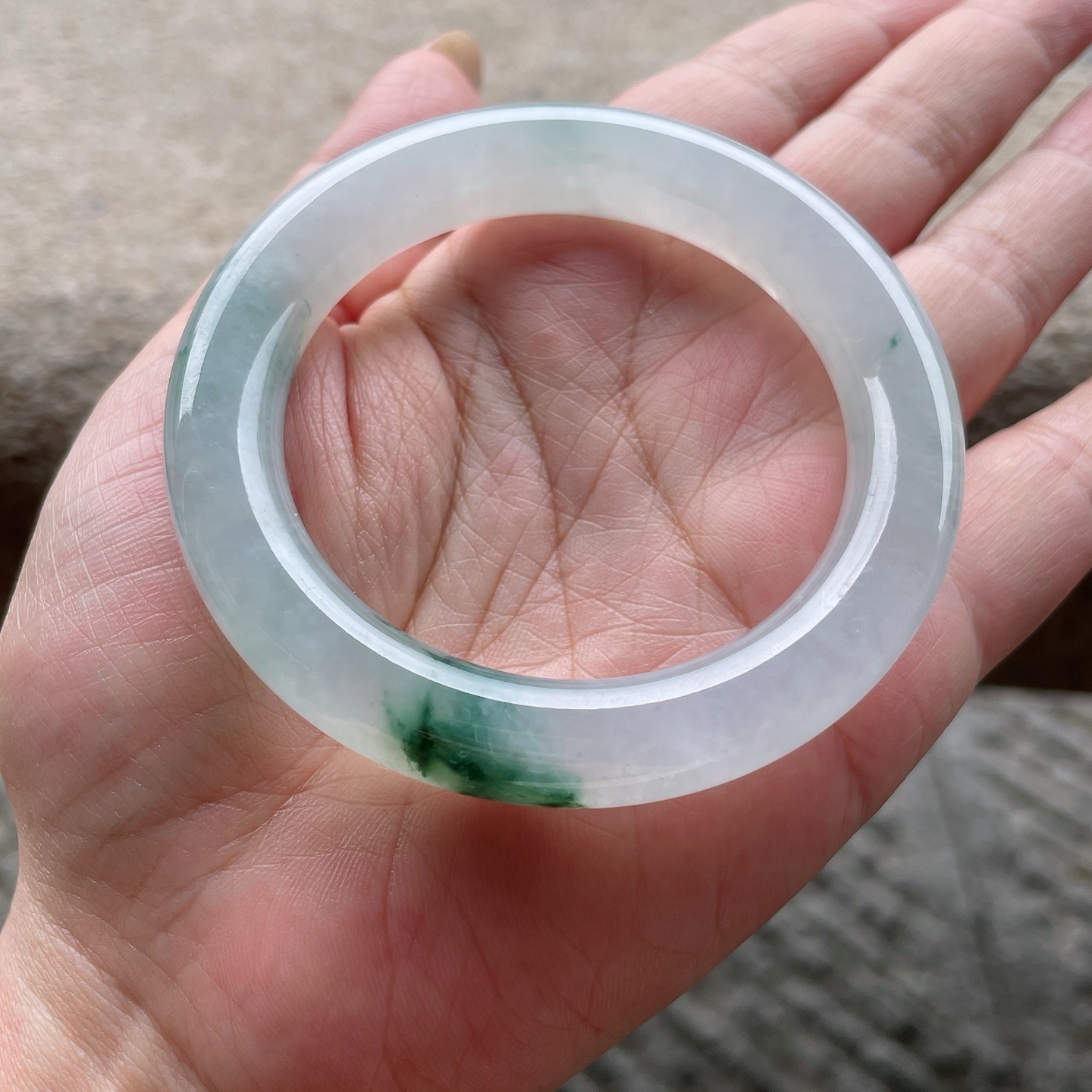 圆条52 53，52.6-11.1-10.5，0423M6，冰种飘花，晶莹剔透，水润，种老，有纹