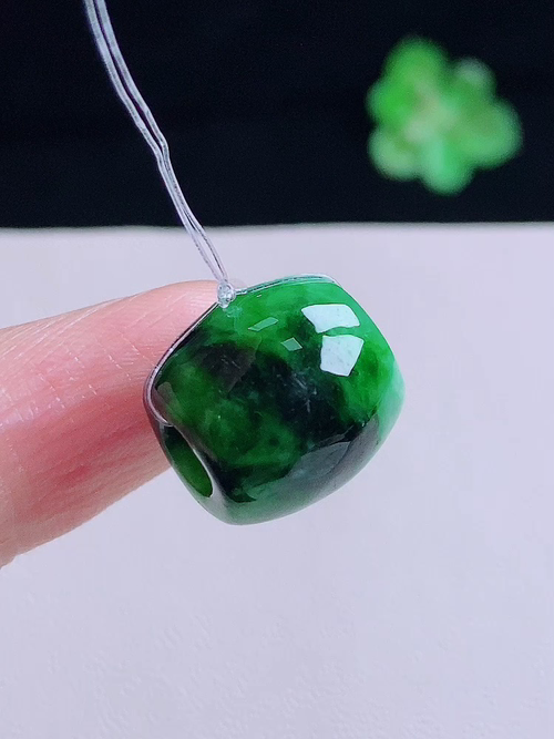 路路通，无裂，尺寸12.5×12.6，编号15bw5l