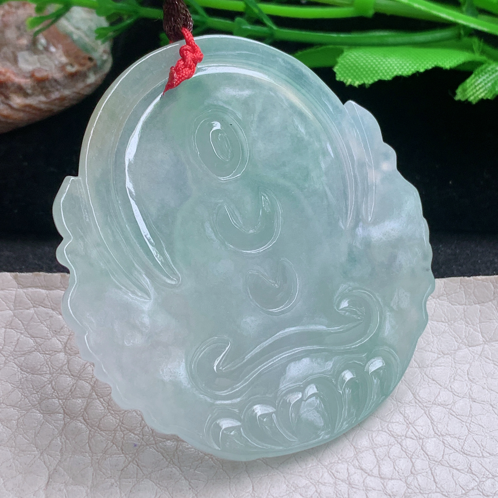 bg实拍54.3*53.2*5.8缅甸翡翠精雕冰晴大日如来佛祖 佛主玉吊坠 玉挂件