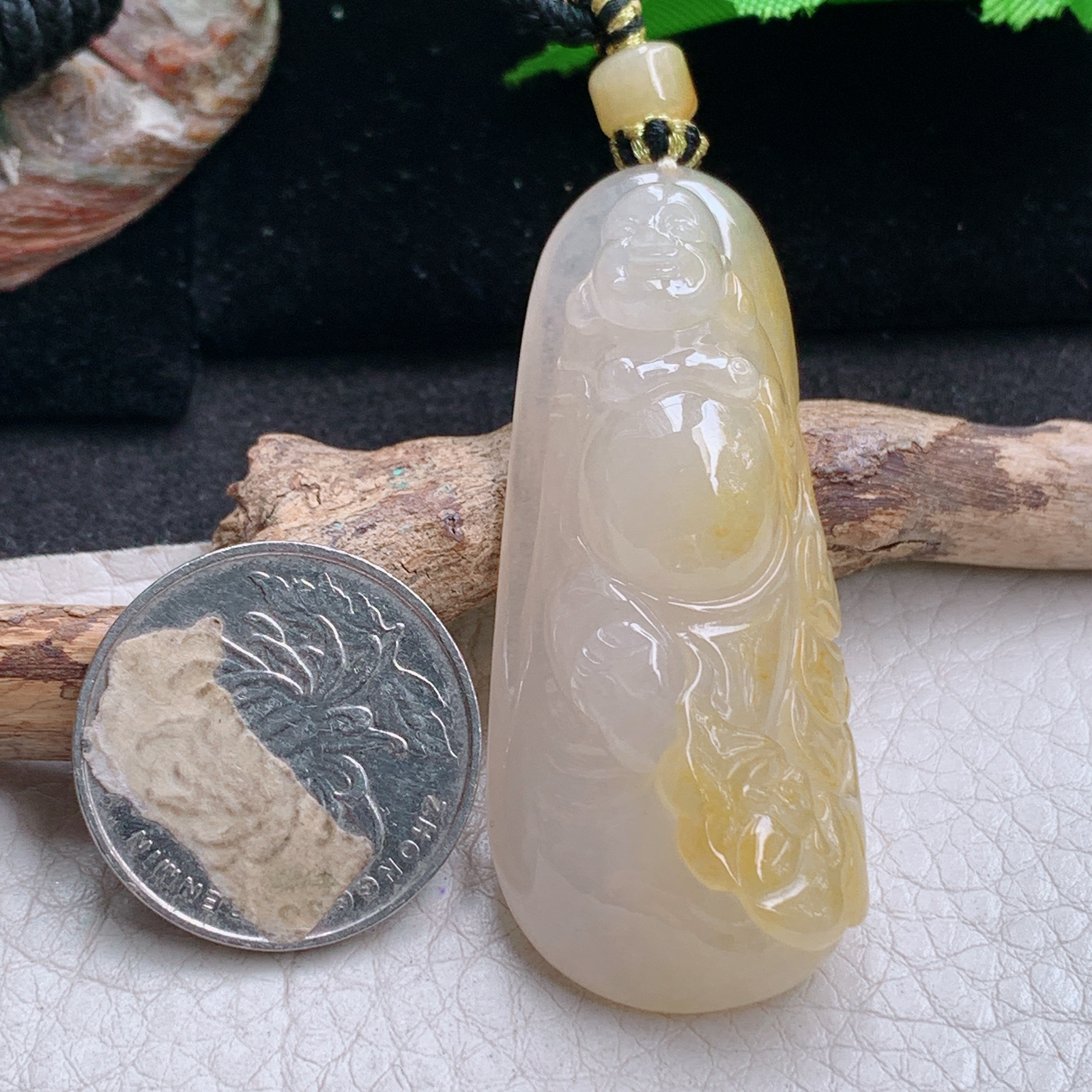 yl实拍54.2*23*15特色缅甸翡翠冰黄立体逍遥佛 站佛玉吊坠 玉挂件