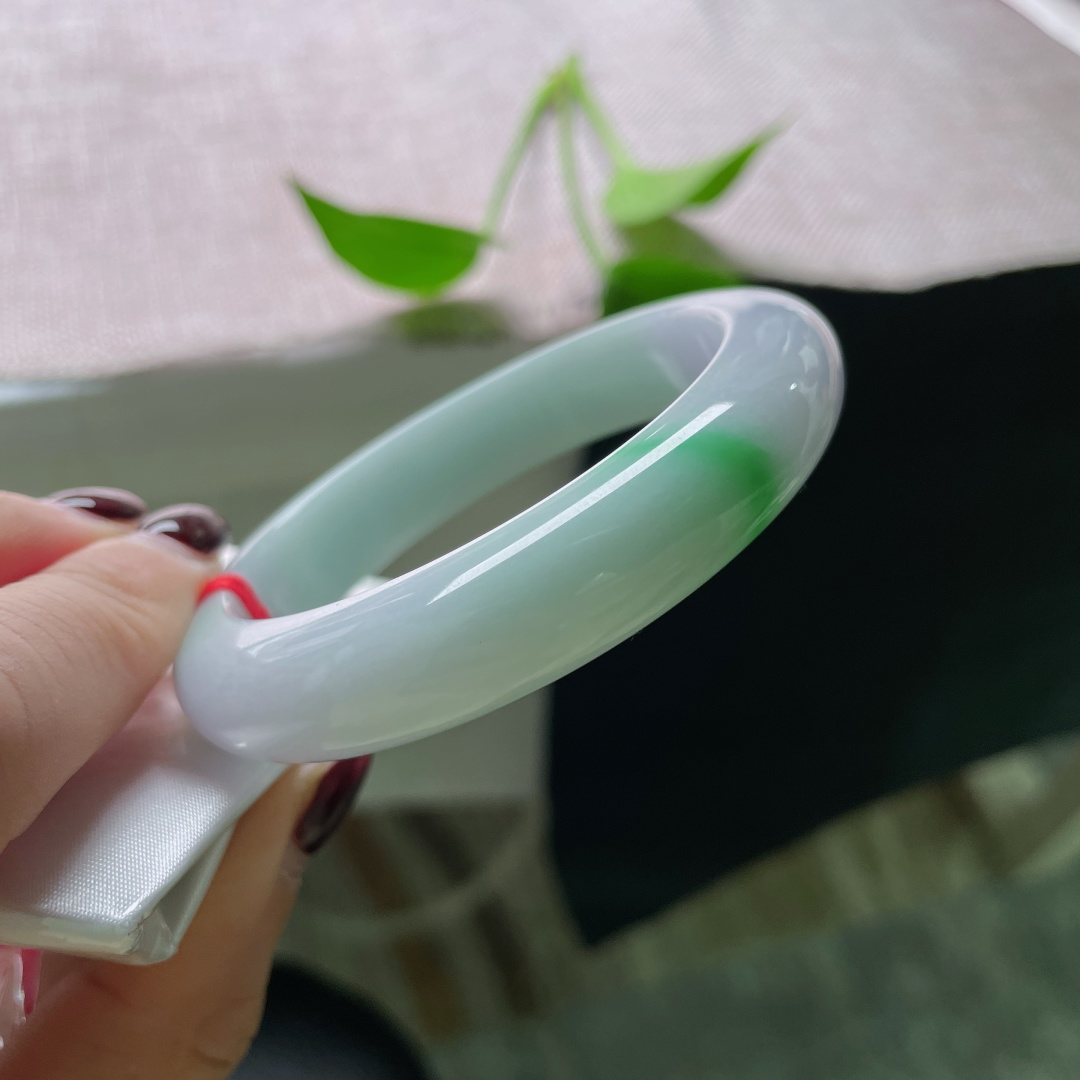 53.9/12.4/8.8，春带彩正圈，鲜翠夺目，遗落在薄荷色的溪边、薰衣草味的晨风里。无裂，ss50802a