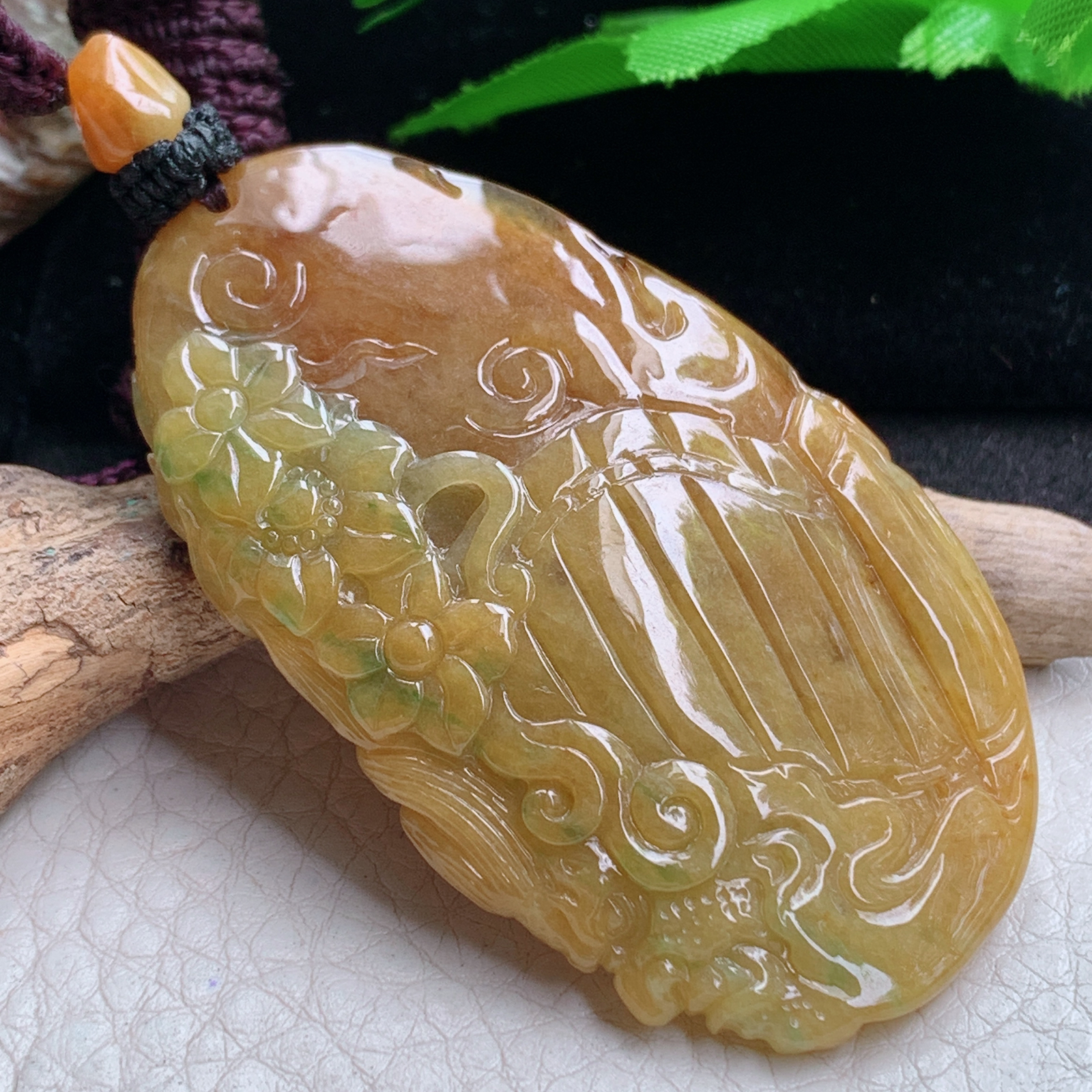 yl实拍61*36*8.2特色缅甸翡翠双彩立体雕花开见佛 普度众生玉吊坠 玉挂件