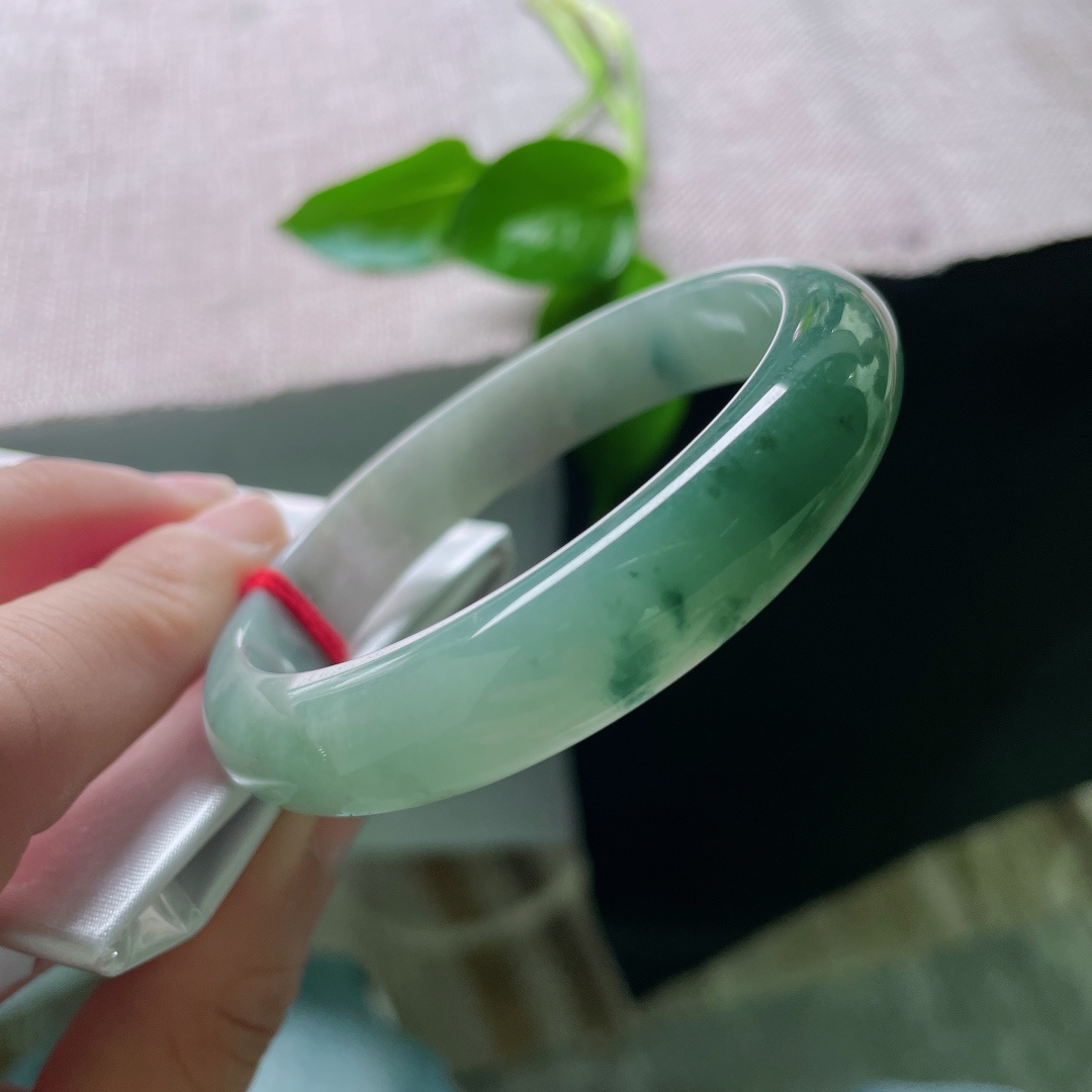 56.3/12.1/7.3，油青正圈，油润有光泽，颜色过渡自然，种老，有纹，ss49208a