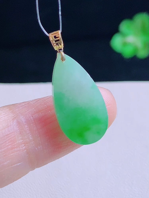 18k水滴，无裂，尺寸21.8/9.4/2.5，编号17cw5l  23