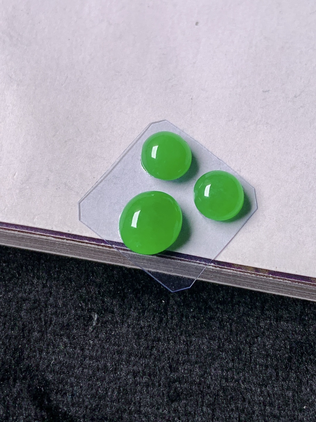 ️冰绿蛋面一手，色泽浓艳，0424尺寸7.9/7/3.6/6/3.1