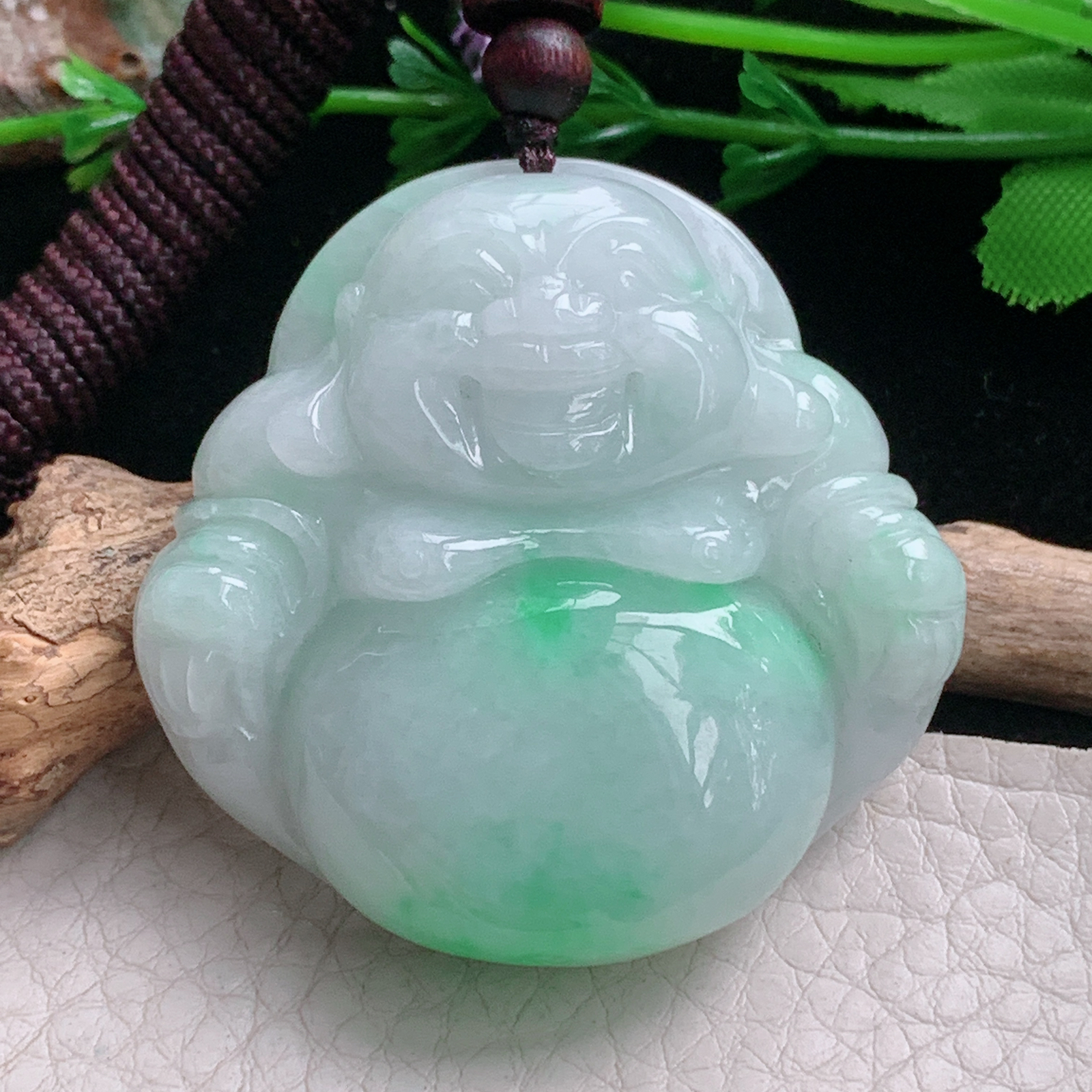 zen实拍45*45.8*12.2缅甸翡翠飘绿大佛公吊坠白底青弥勒佛毛衣坠