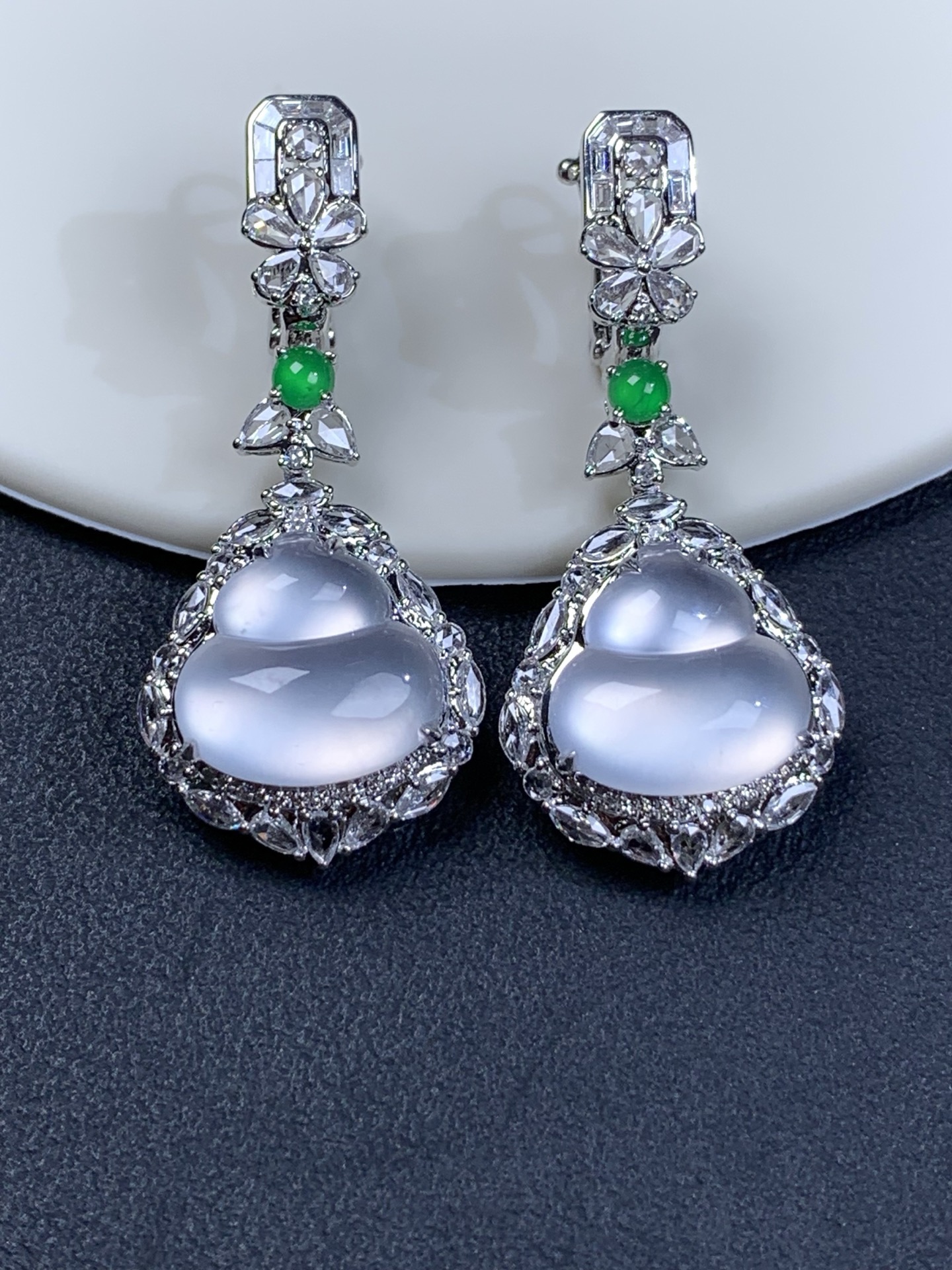 18k金镶嵌冰种炸光葫芦耳坠37.2/17.7/10.4，裸石12.6/13/4.5