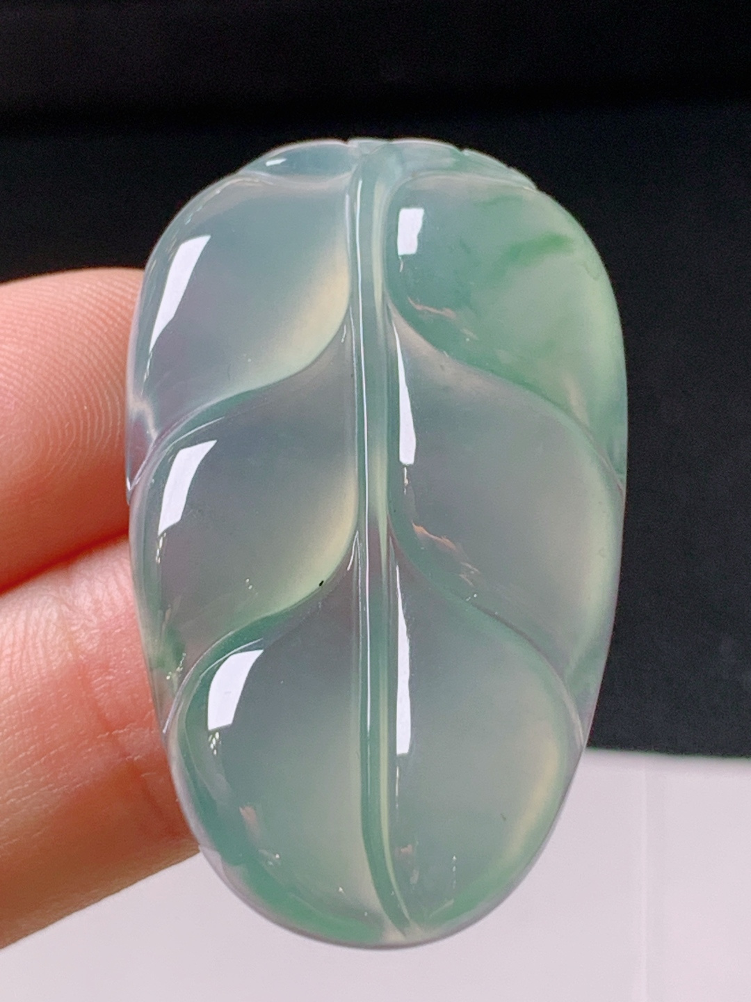 ️ 冰晴绿树叶，无裂色好冰润，裸石38.7/23.4/4.9