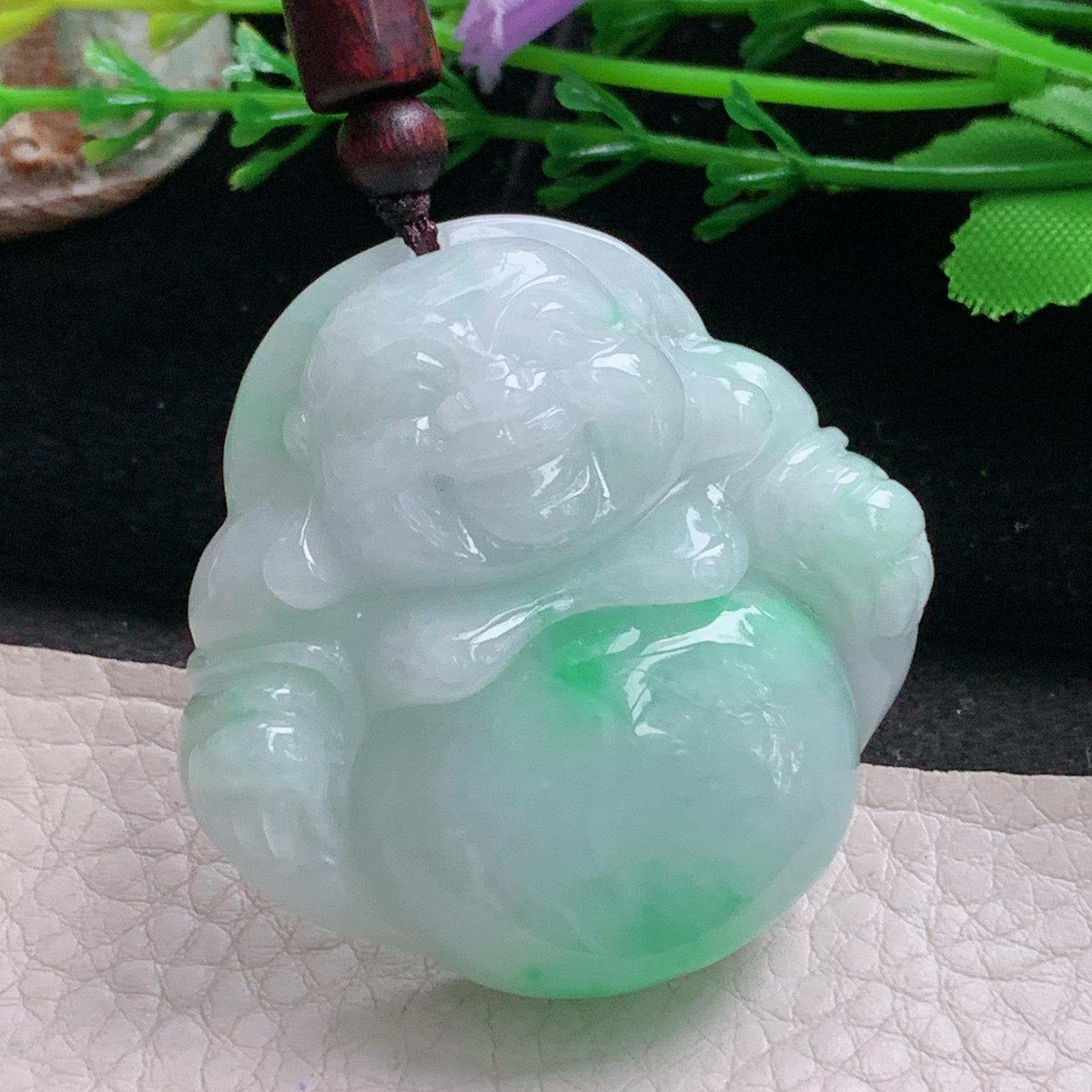 zen实拍45*45.8*12.2缅甸翡翠飘绿大佛公吊坠白底青弥勒佛毛衣坠