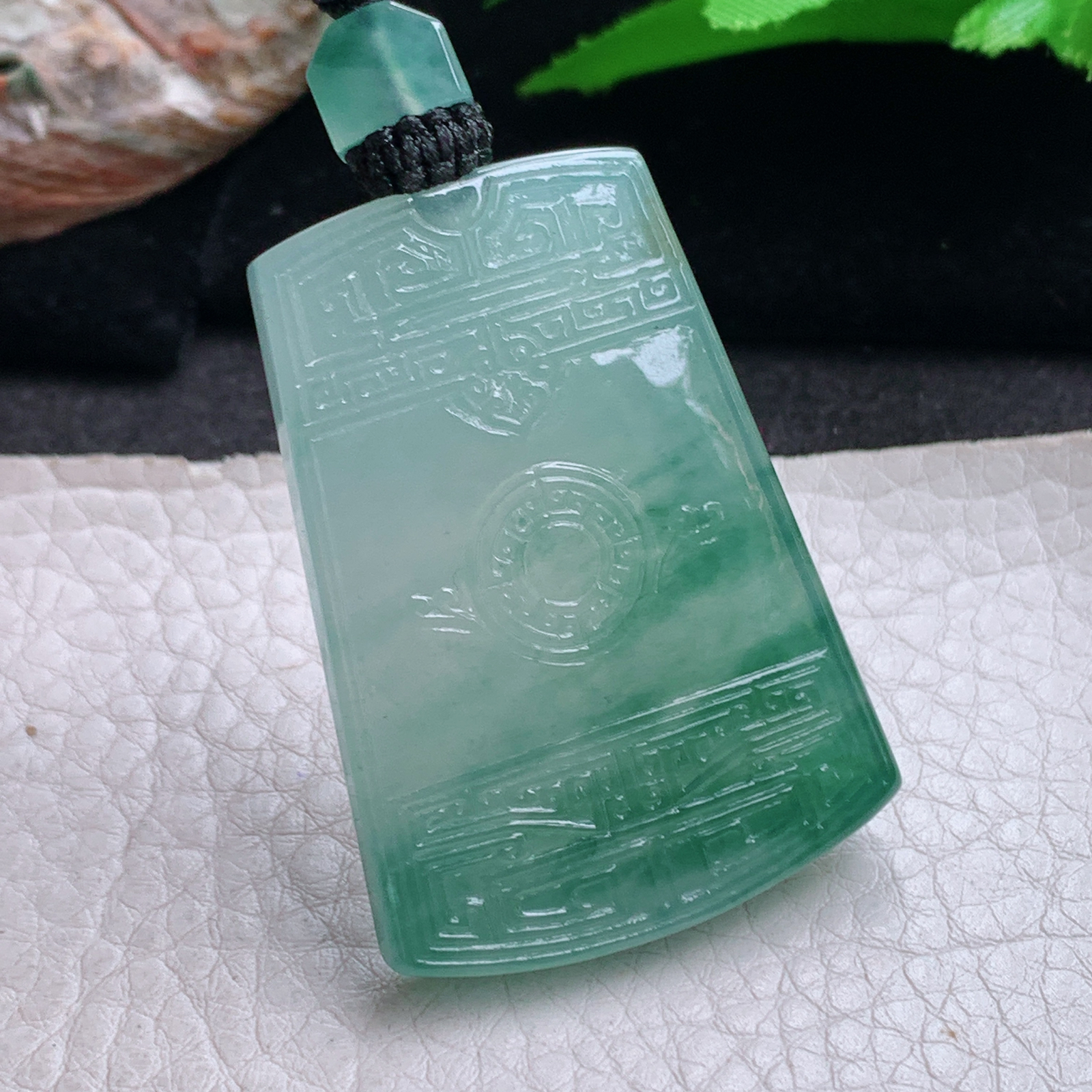 yl实拍45.6*32.8*5.5缅甸翡翠冰绿怀古雕冰飘花平安无事牌玉吊坠 玉挂件