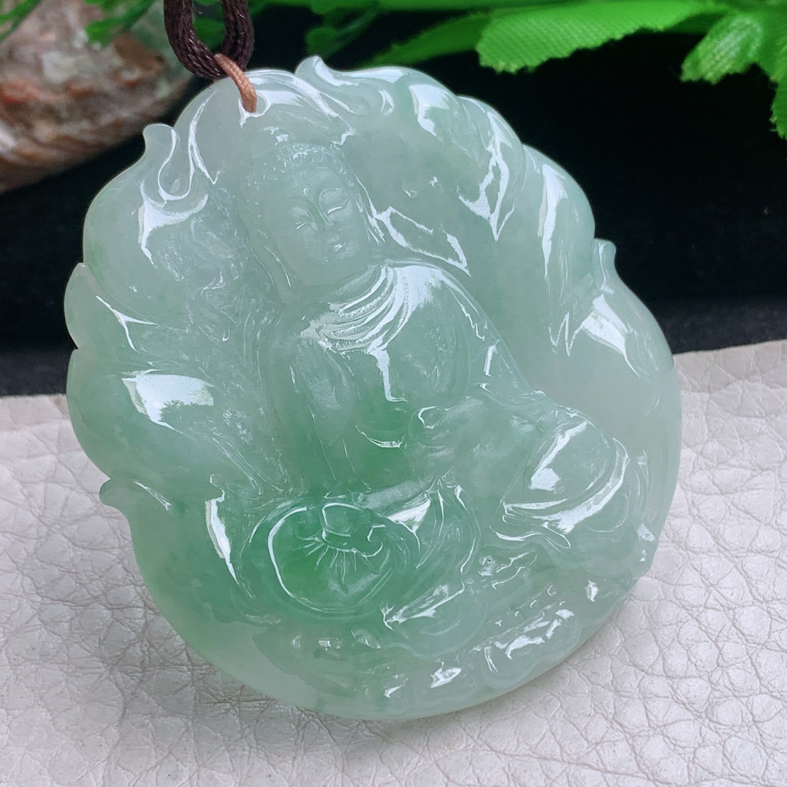 bg实拍51.6*46.5*6.5缅甸翡翠精雕冰飘绿阿弥陀佛 生肖守护神玉吊坠 玉挂件