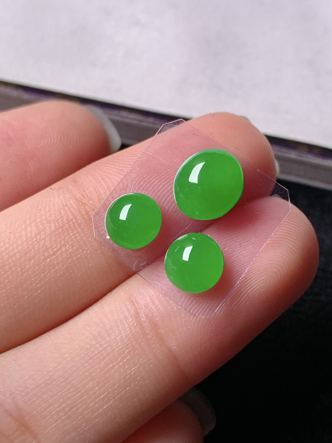 ️冰绿蛋面一手，色泽浓艳，0424尺寸7.9/7/3.6/6/3.1