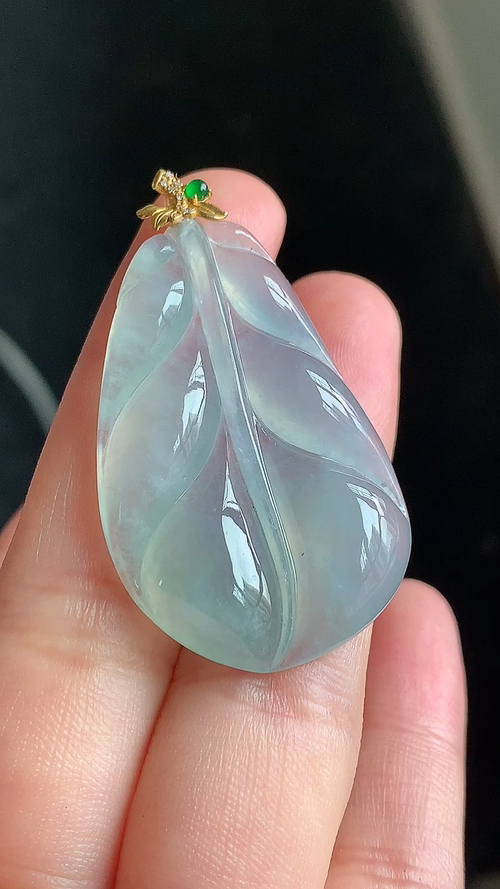 ️天然翡翠，冰晴树叶，18k金，尺寸41.4/25.5/6，an423