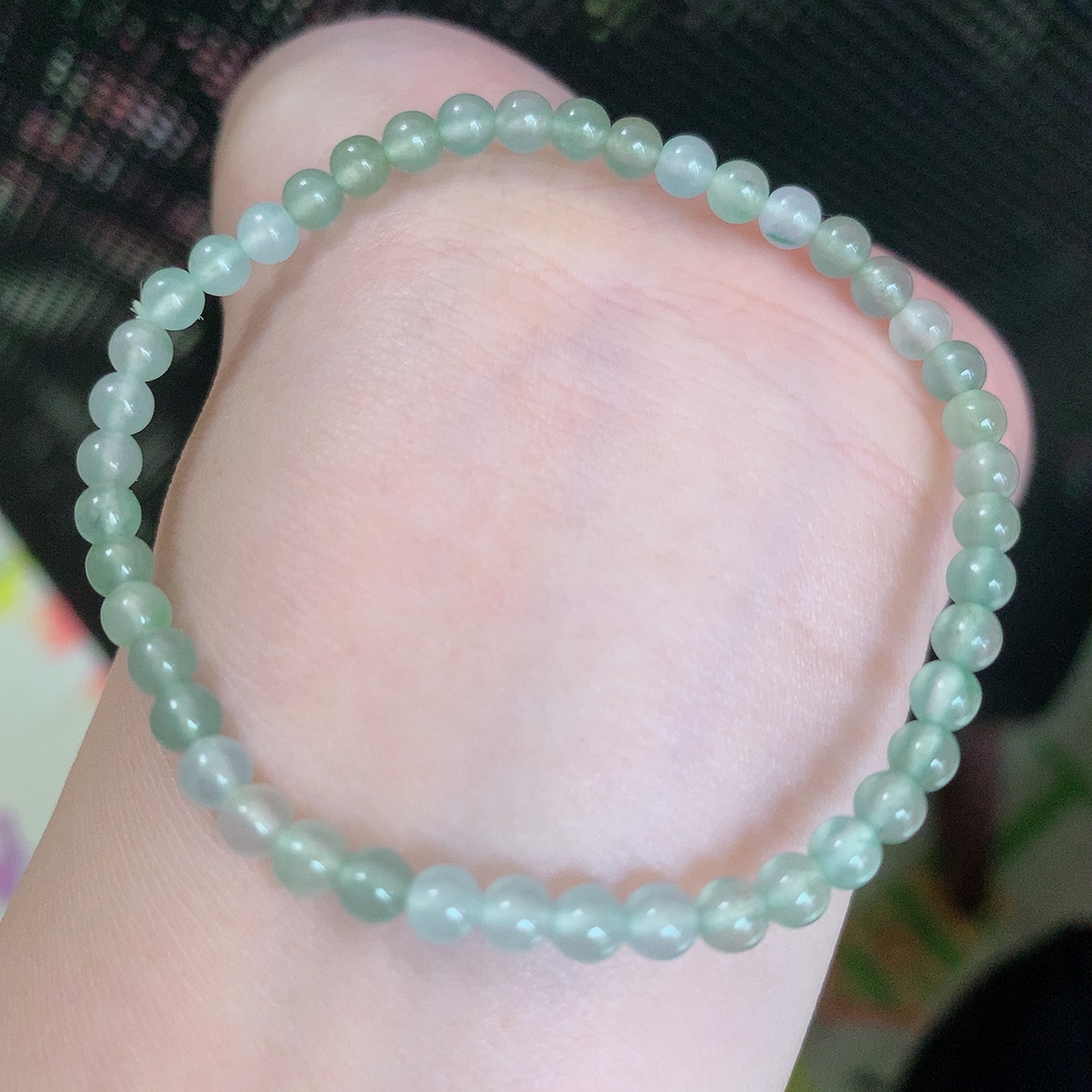 自然光实拍，冰种翡翠手串手链，种老水足，冰清玉润  颜色漂亮  #001.1取一尺寸3.8mm